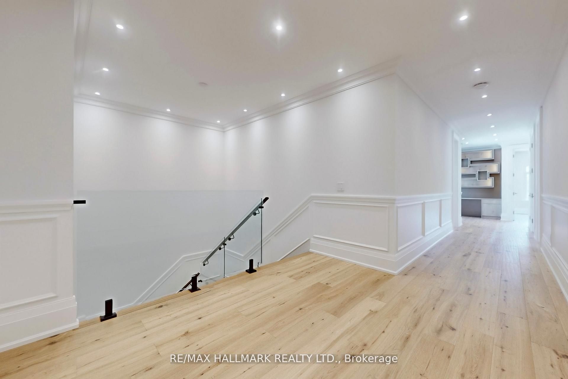 152 Olde Bayview Avenue Property Photo 15