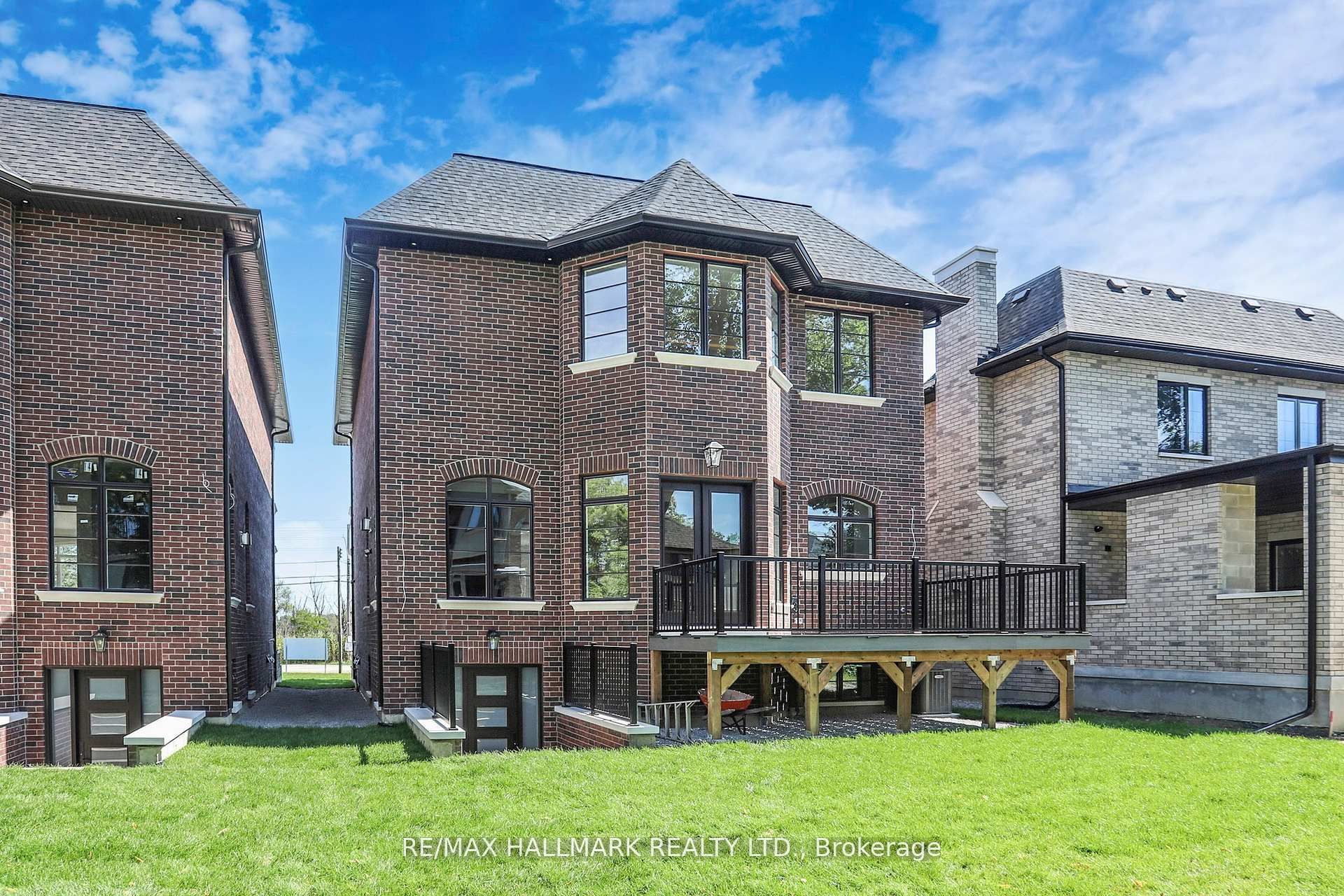 152 Olde Bayview Avenue Property Photo 43