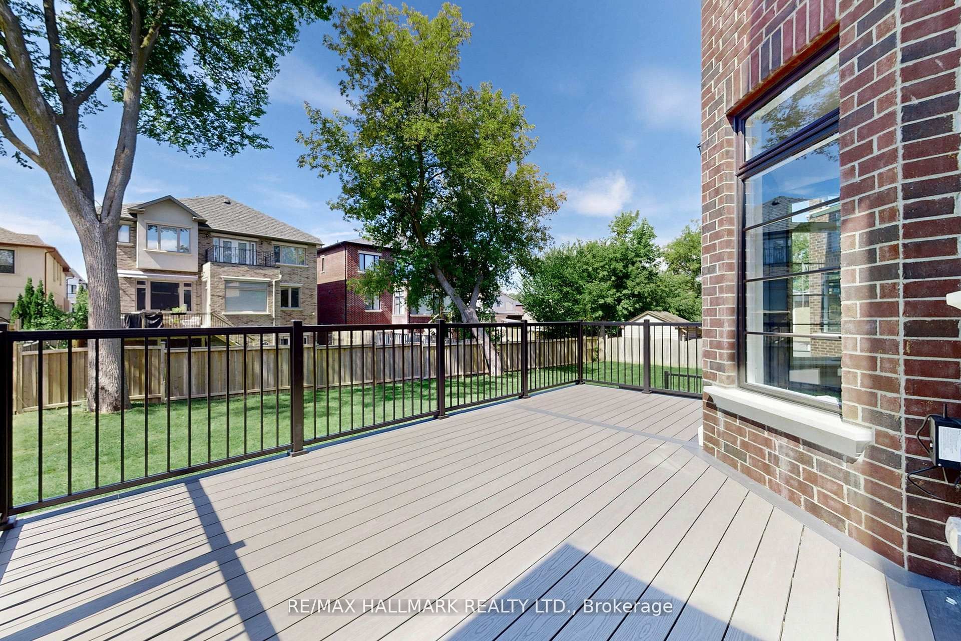 152 Olde Bayview Avenue Property Photo 44