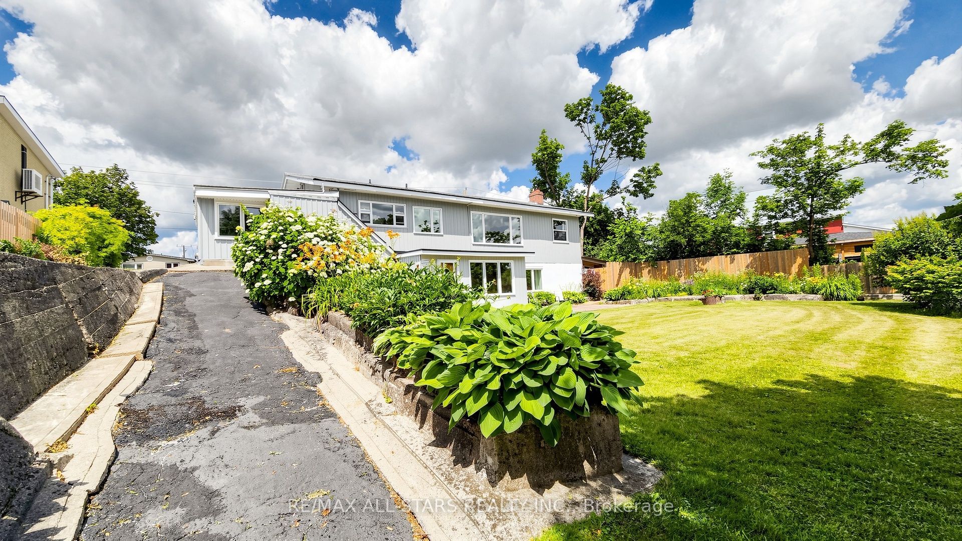 43 Toronto Street N Property Photo 36