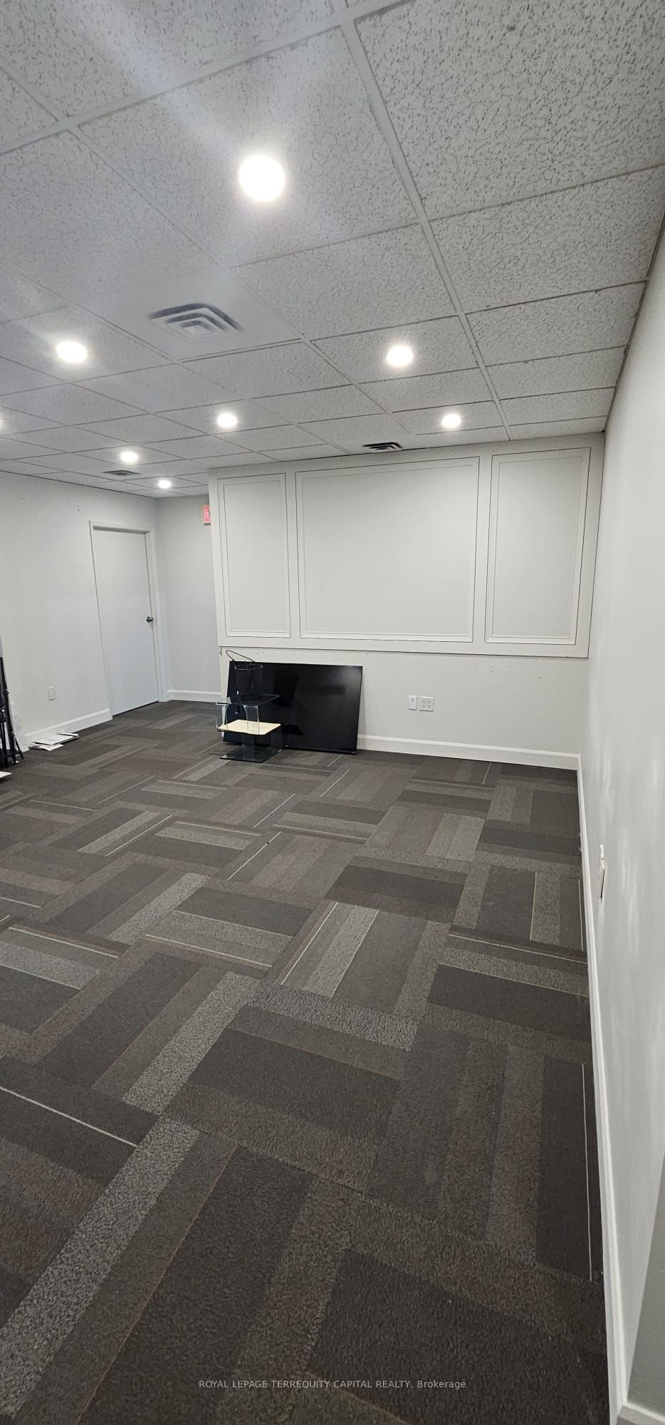 8300 Yonge Street 201 Property Photo 4