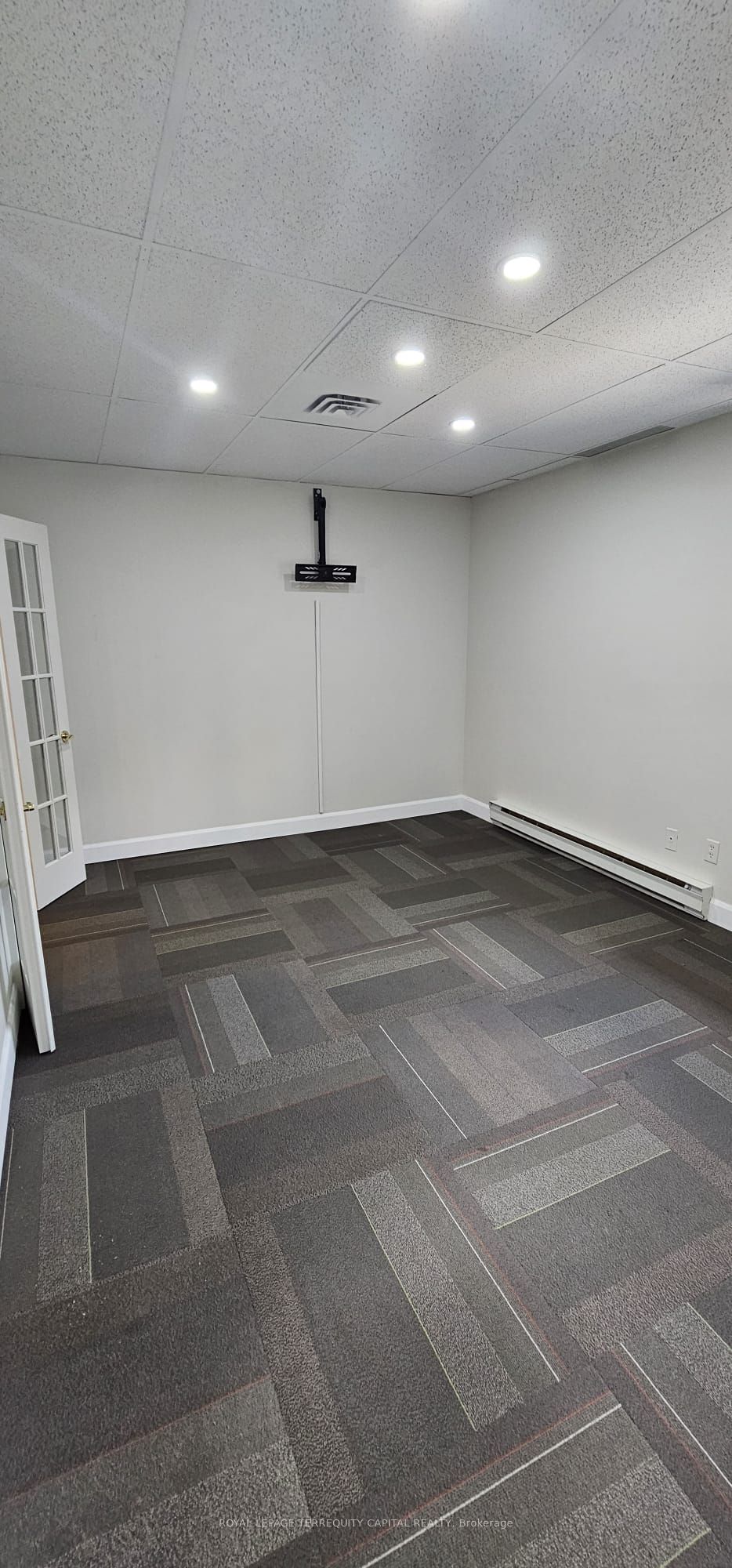 8300 Yonge Street 201 Property Photo 14