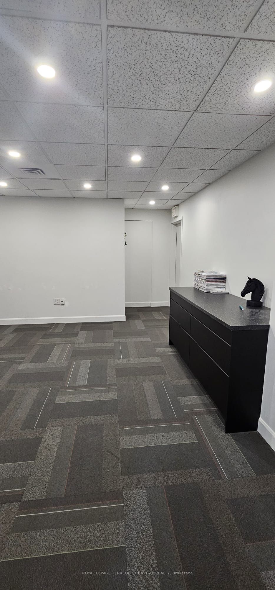 8300 Yonge Street 201 Property Photo 15