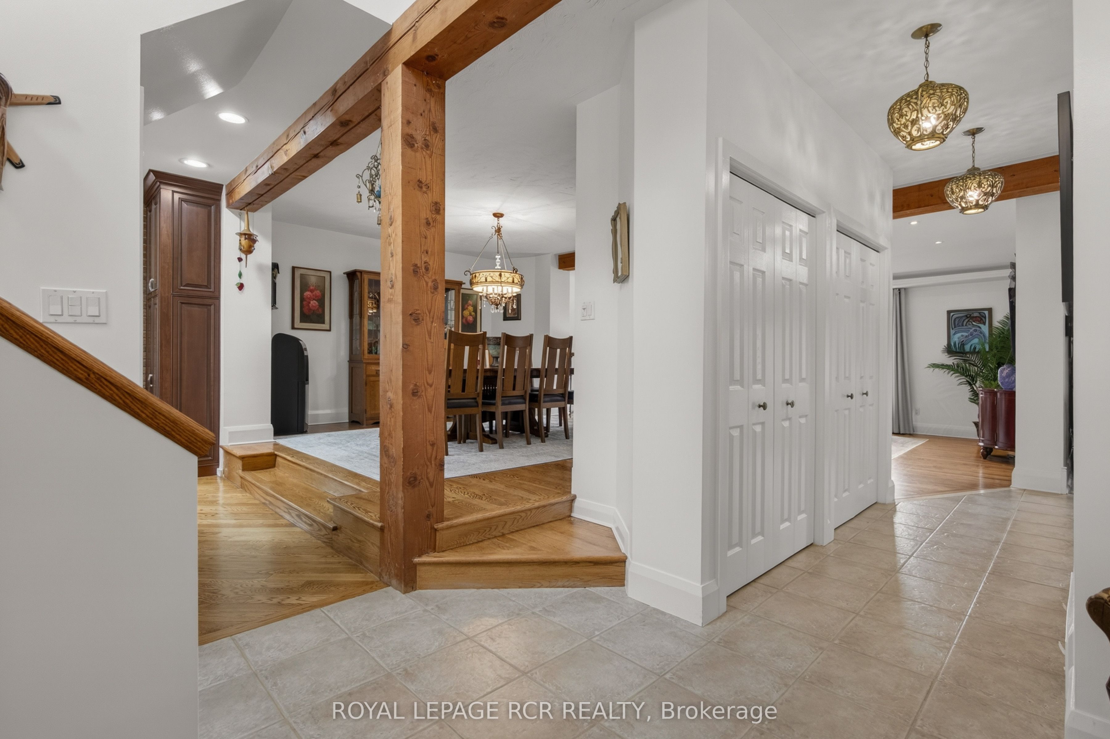 16365 Bathurst Street Property Photo 4