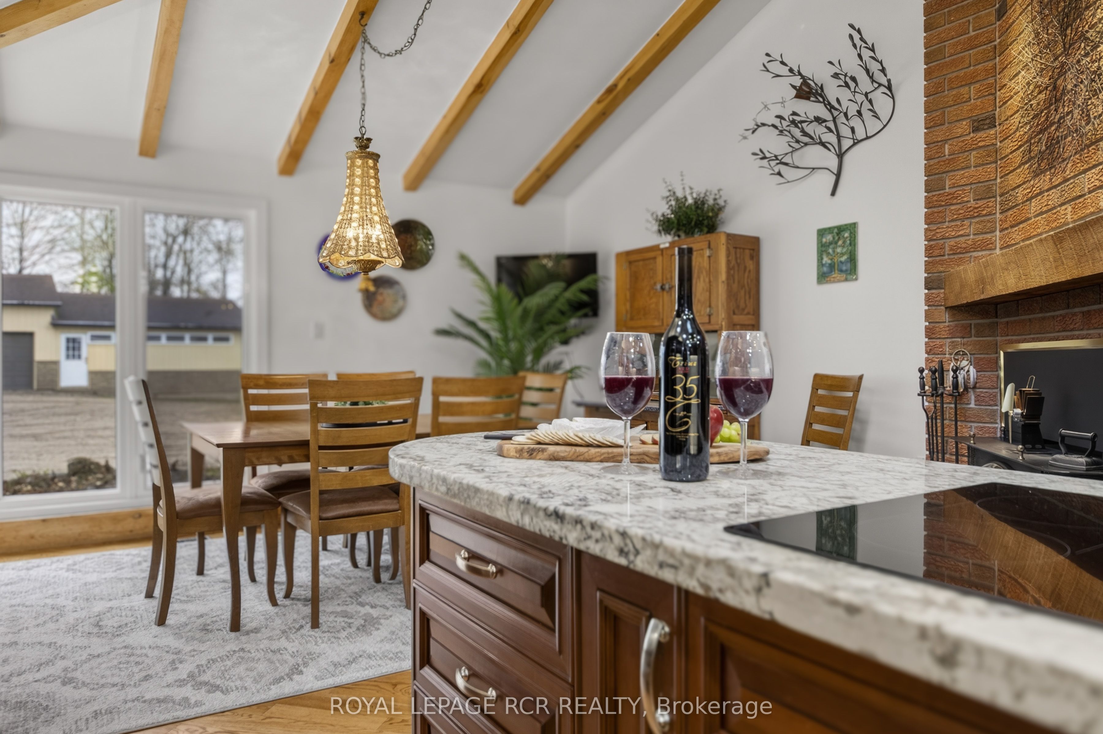 16365 Bathurst Street Property Photo 21