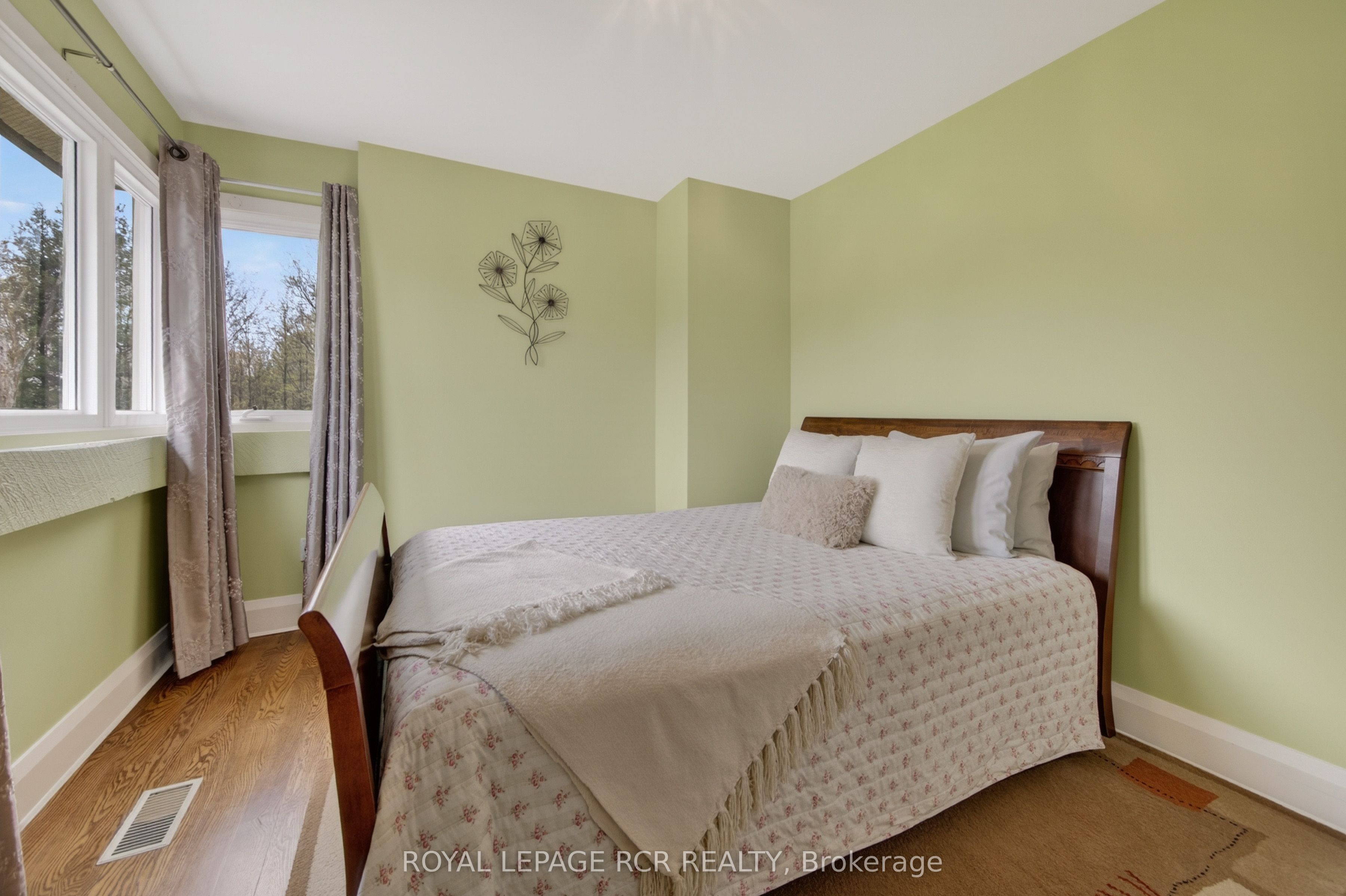 16365 Bathurst Street Property Photo 32