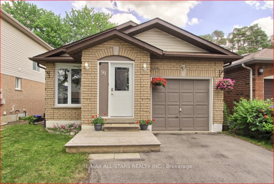 91 Kate Aitken Crescent Property Photo 1
