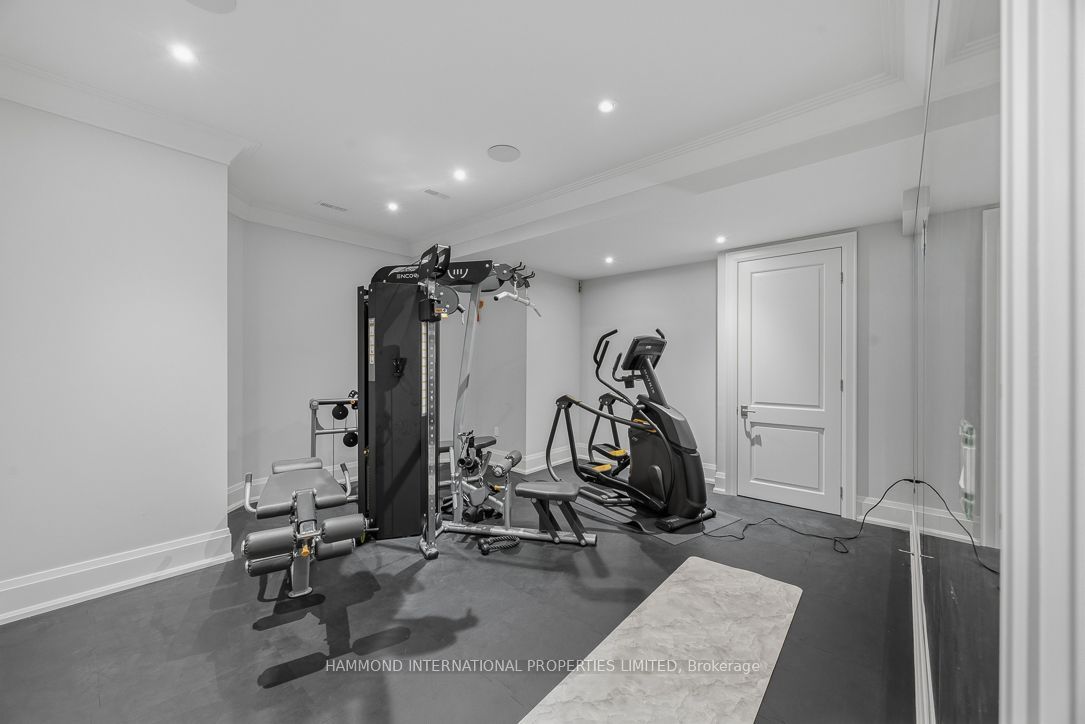 129 Arnold Avenue Property Photo 18