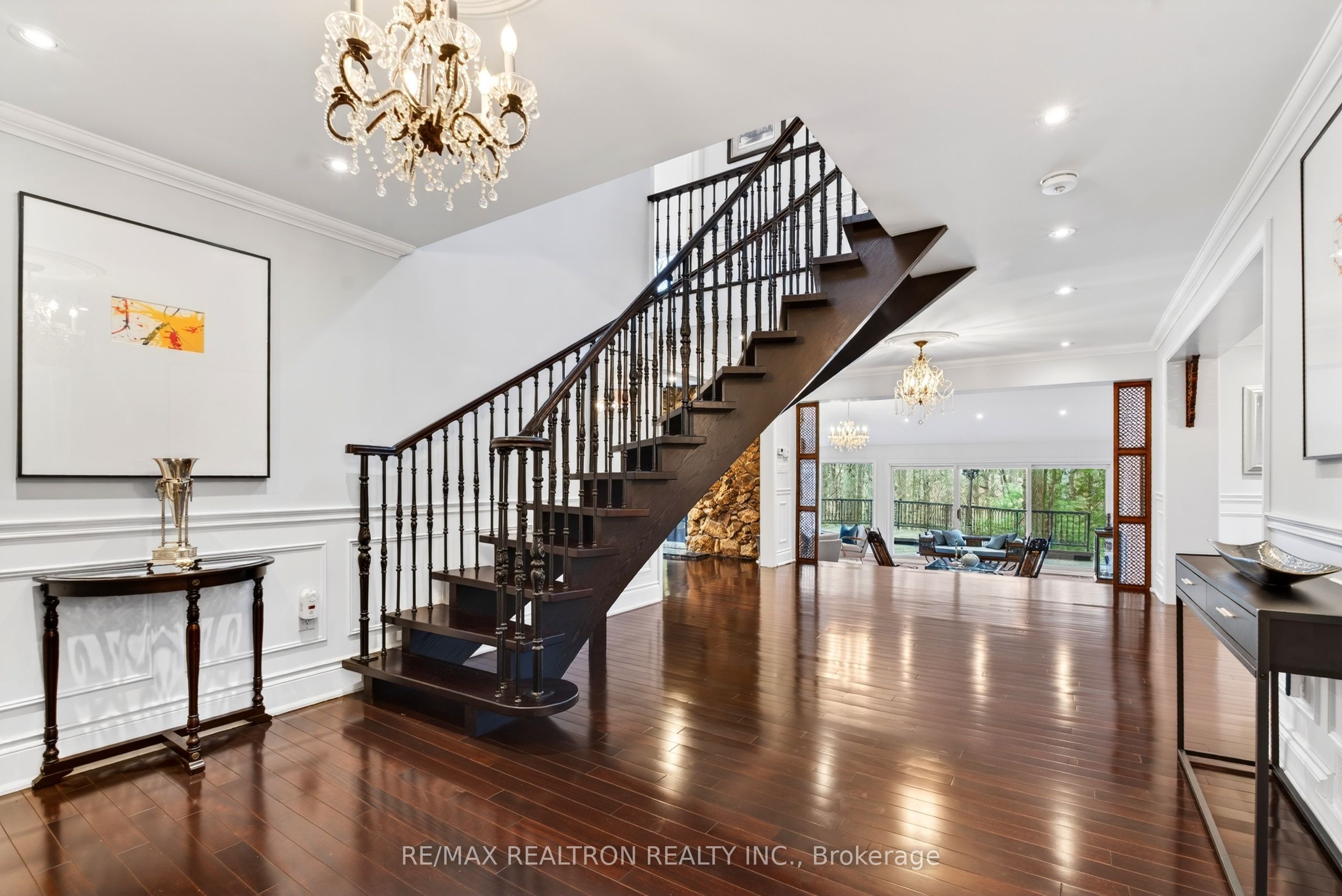 14038 Bayview Avenue Property Photo 3