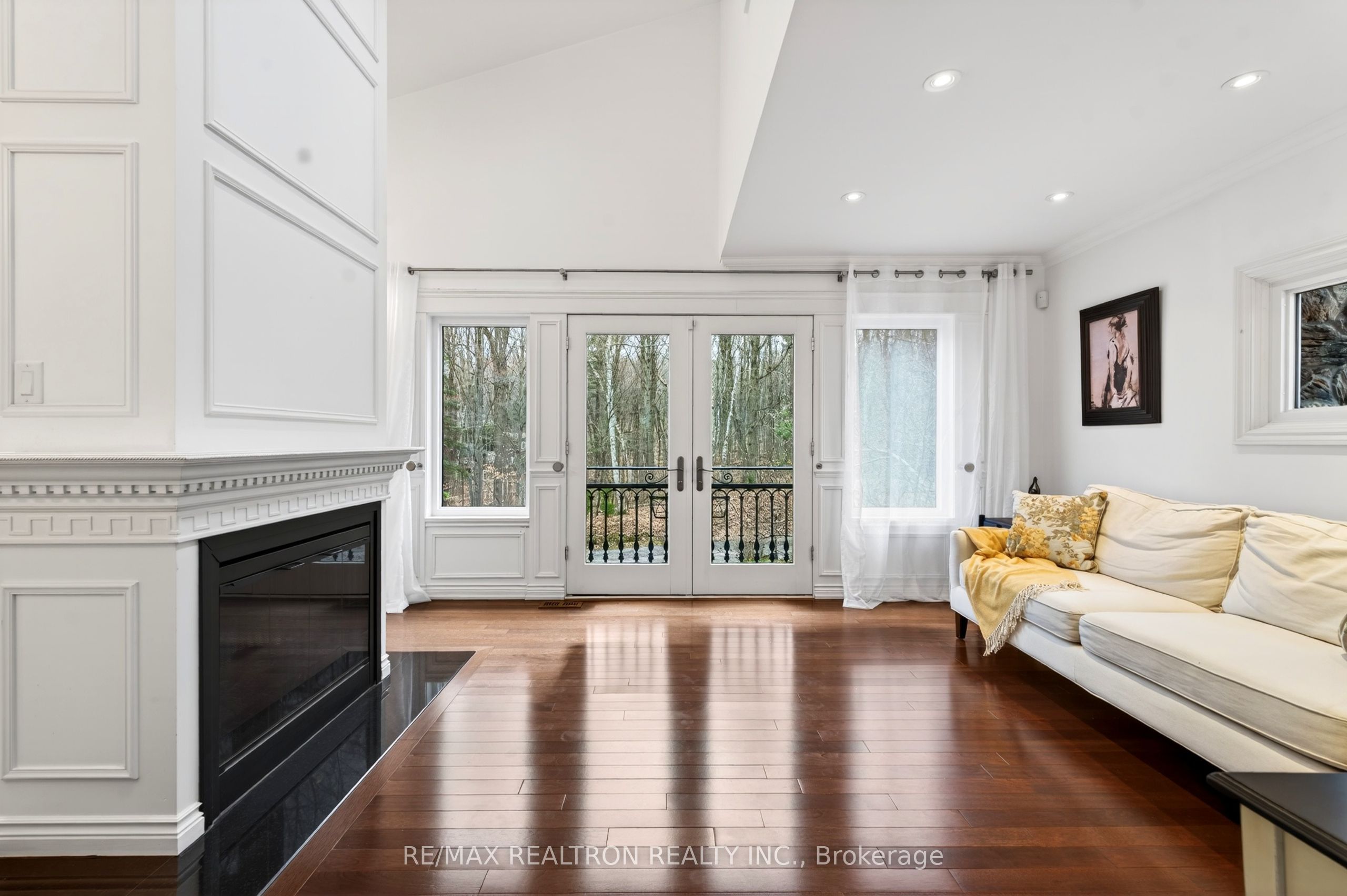 14038 Bayview Avenue Property Photo 15