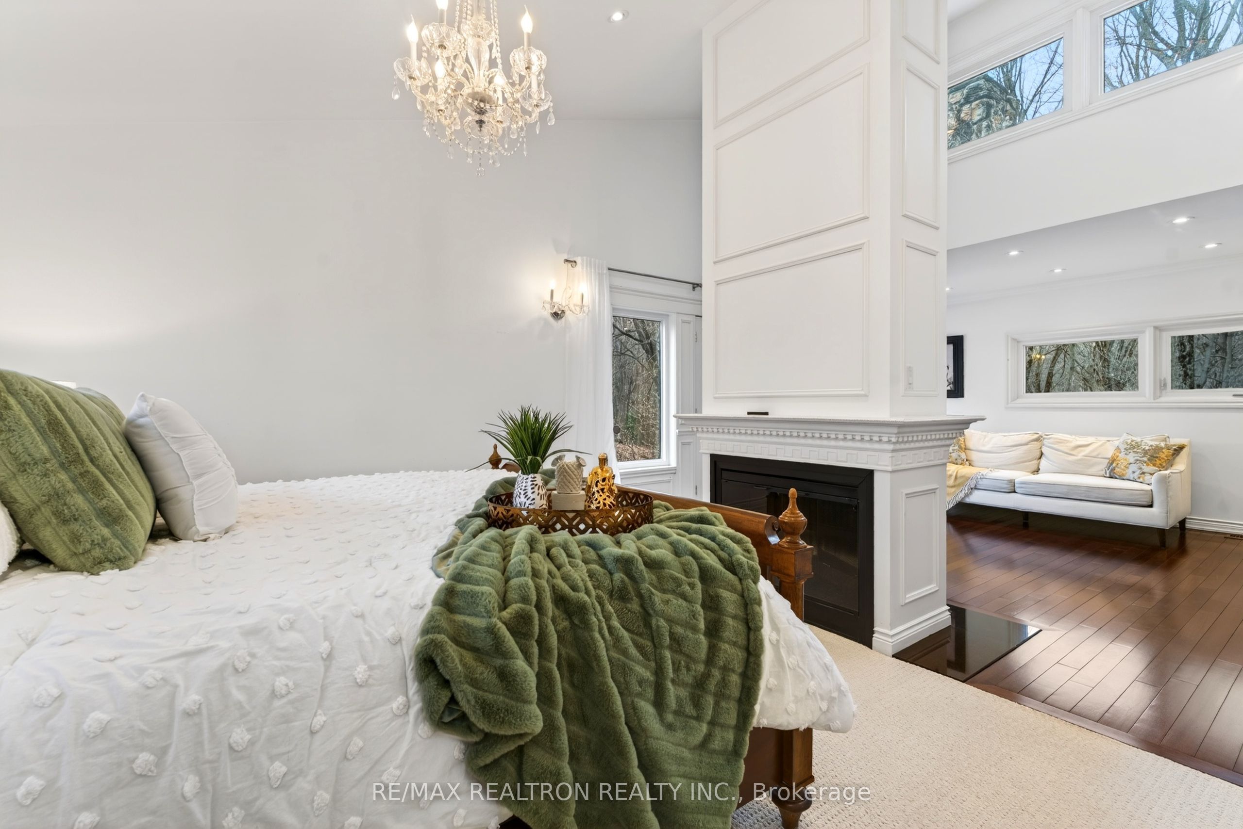 14038 Bayview Avenue Property Photo 16