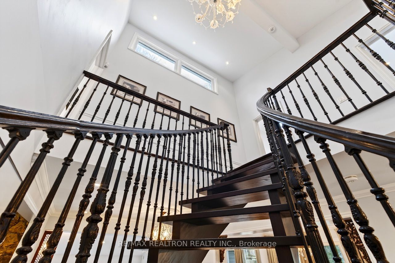 14038 Bayview Avenue Property Photo 17