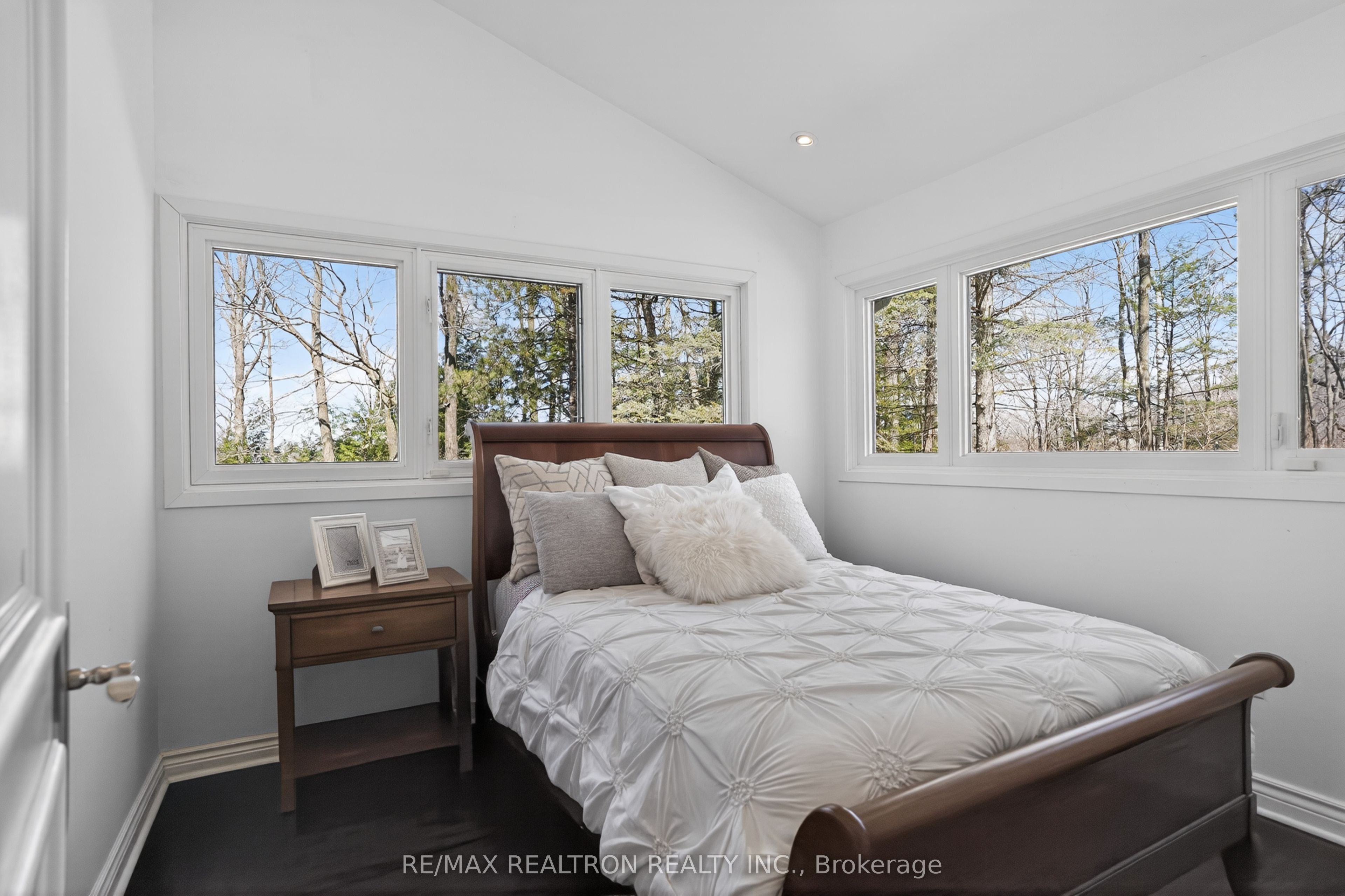 14038 Bayview Avenue Property Photo 23
