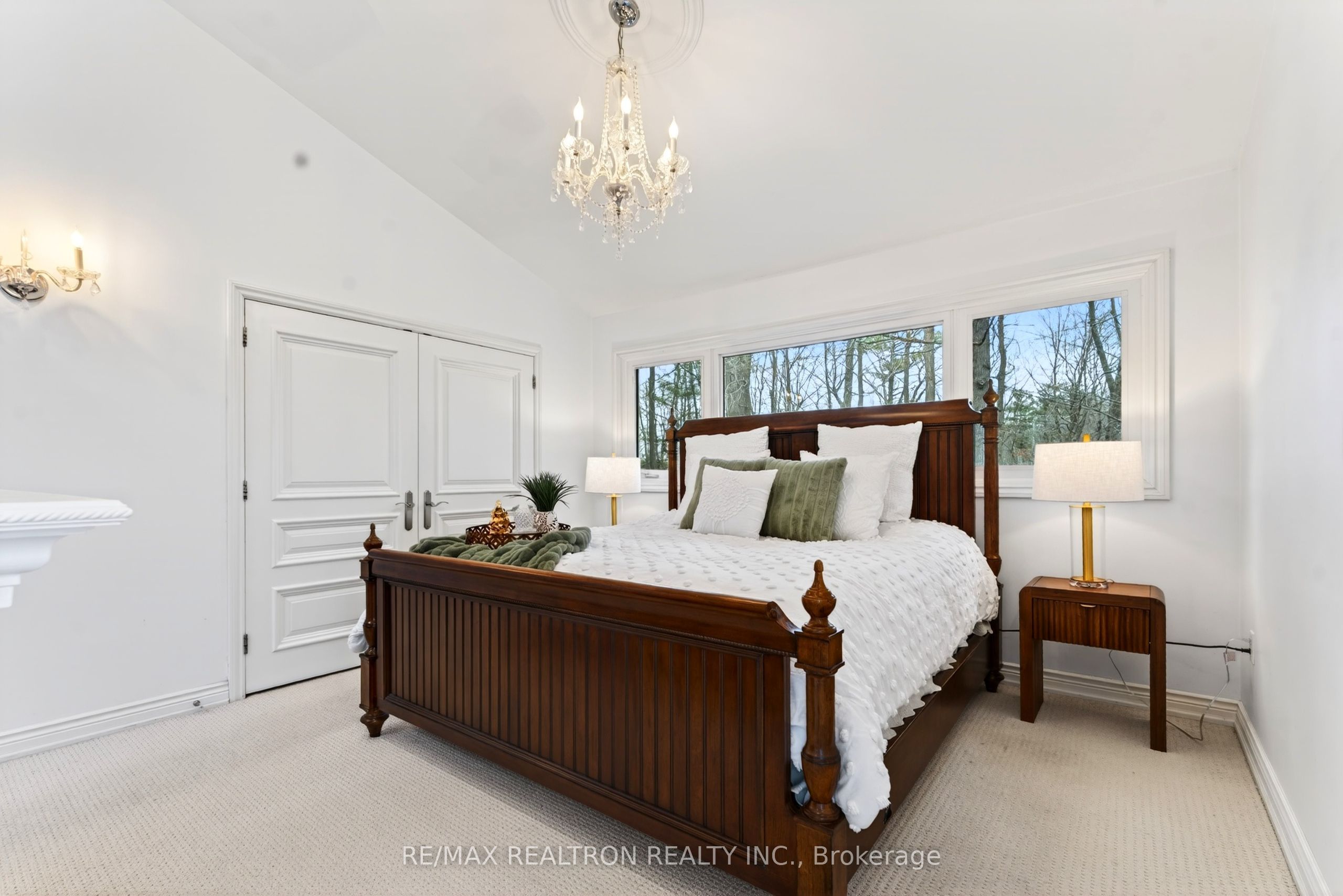 14038 Bayview Avenue Property Photo 24
