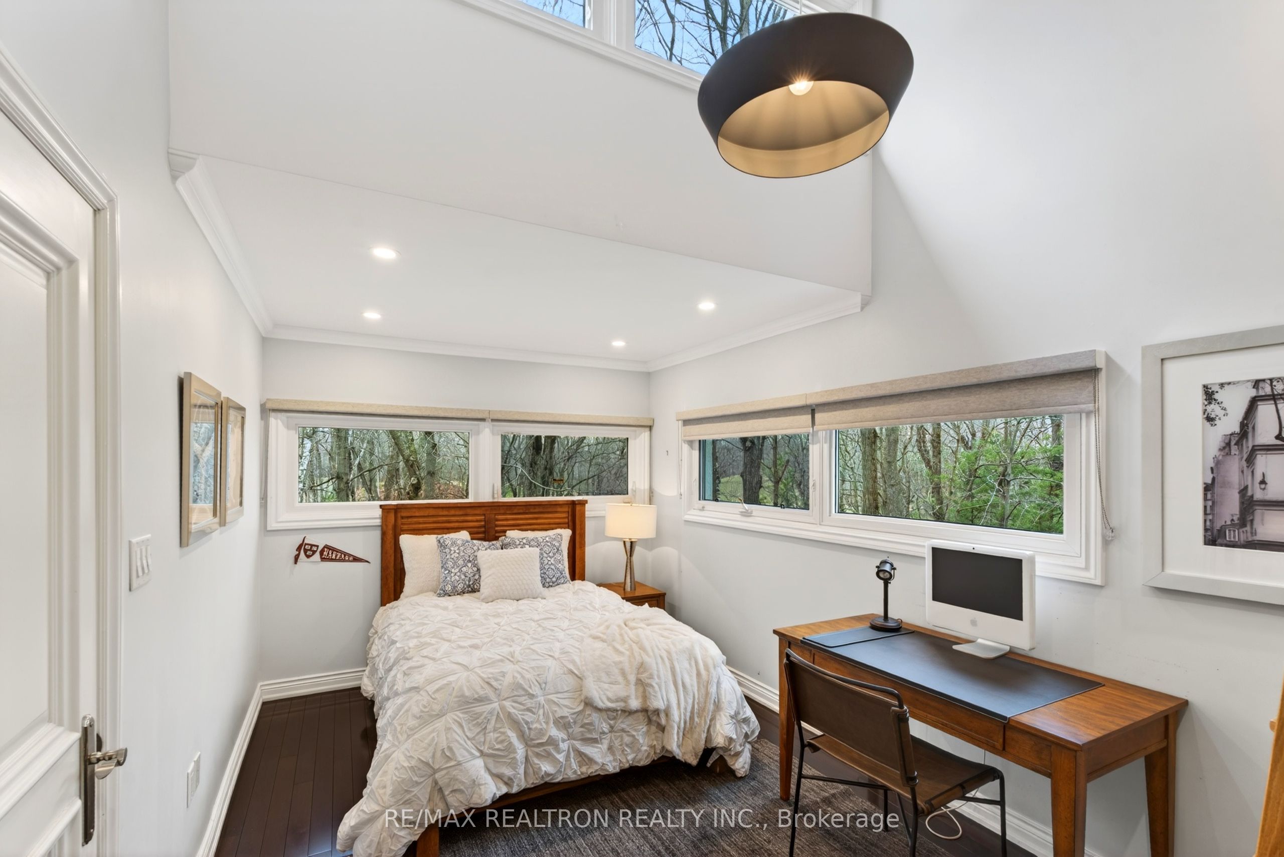14038 Bayview Avenue Property Photo 28