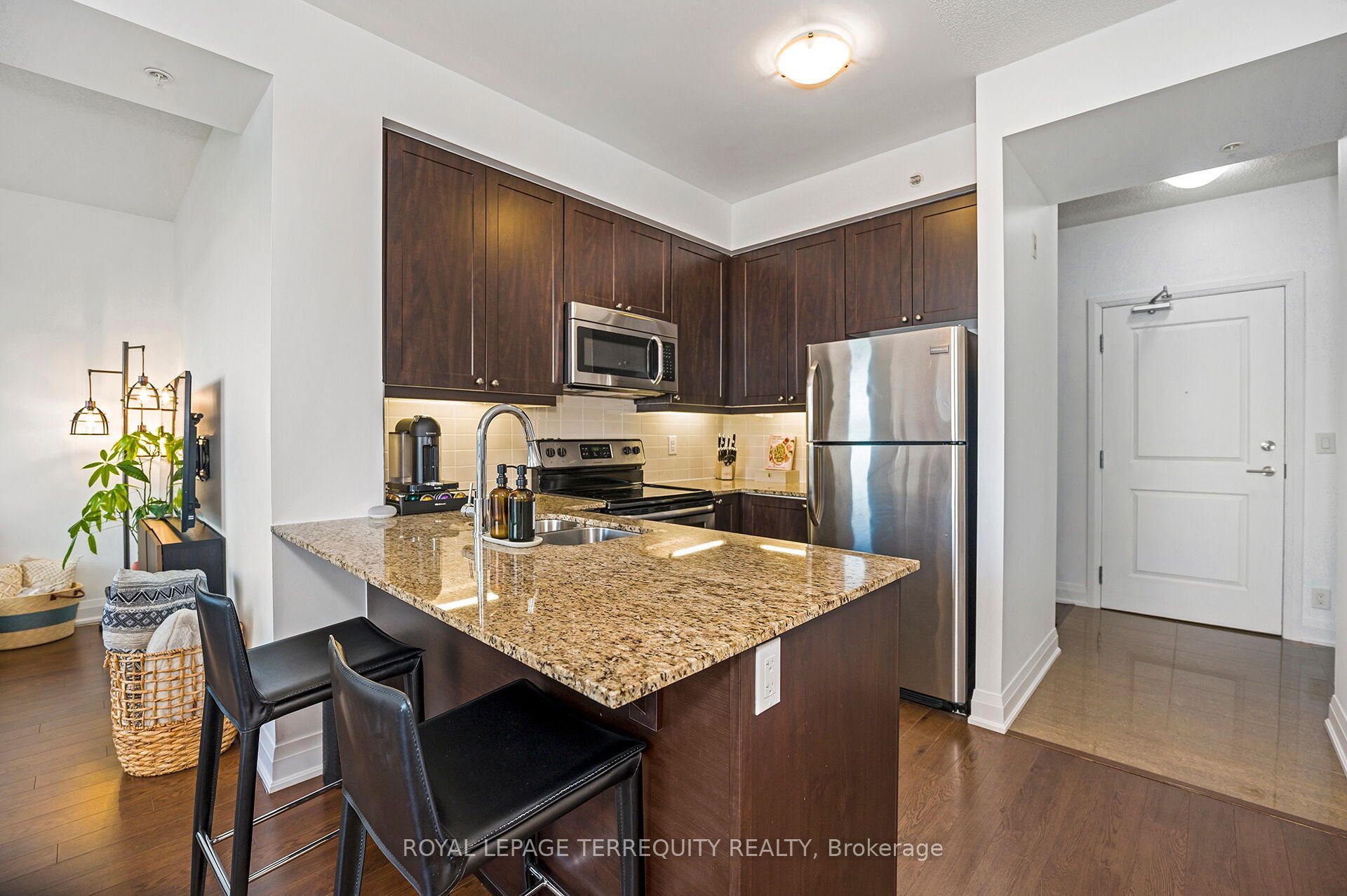 12 Woodstream Boulevard 709 Property Photo 6