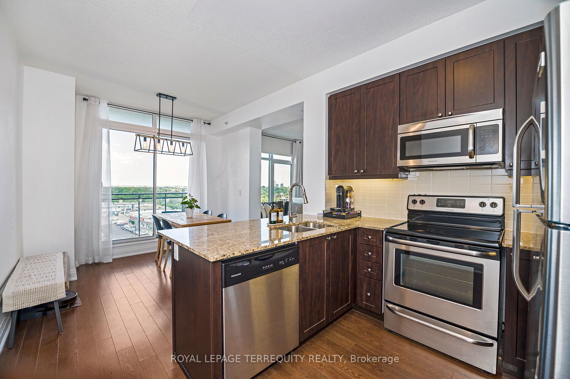 12 Woodstream Boulevard 709 Property Photo 8