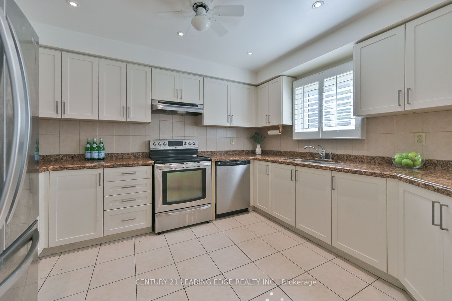14 Montrose Crescent Property Photo 14