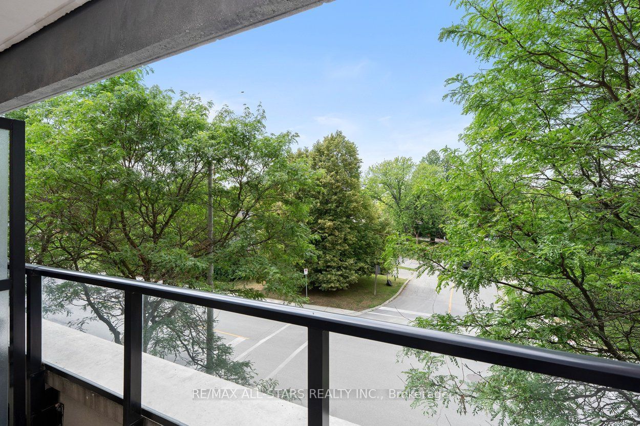 20 Fred Varley Drive 219 Property Photo 23