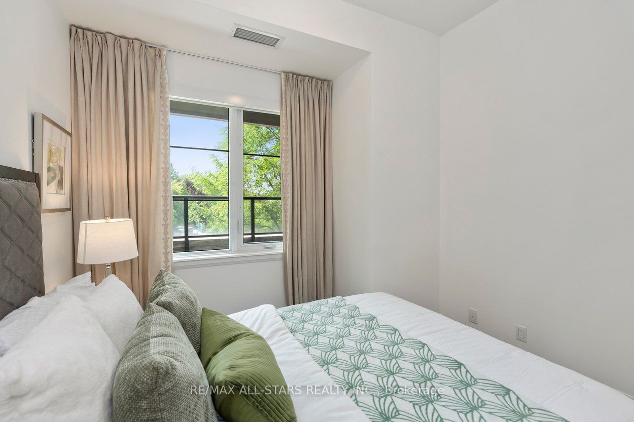 20 Fred Varley Drive 219 Property Photo 28
