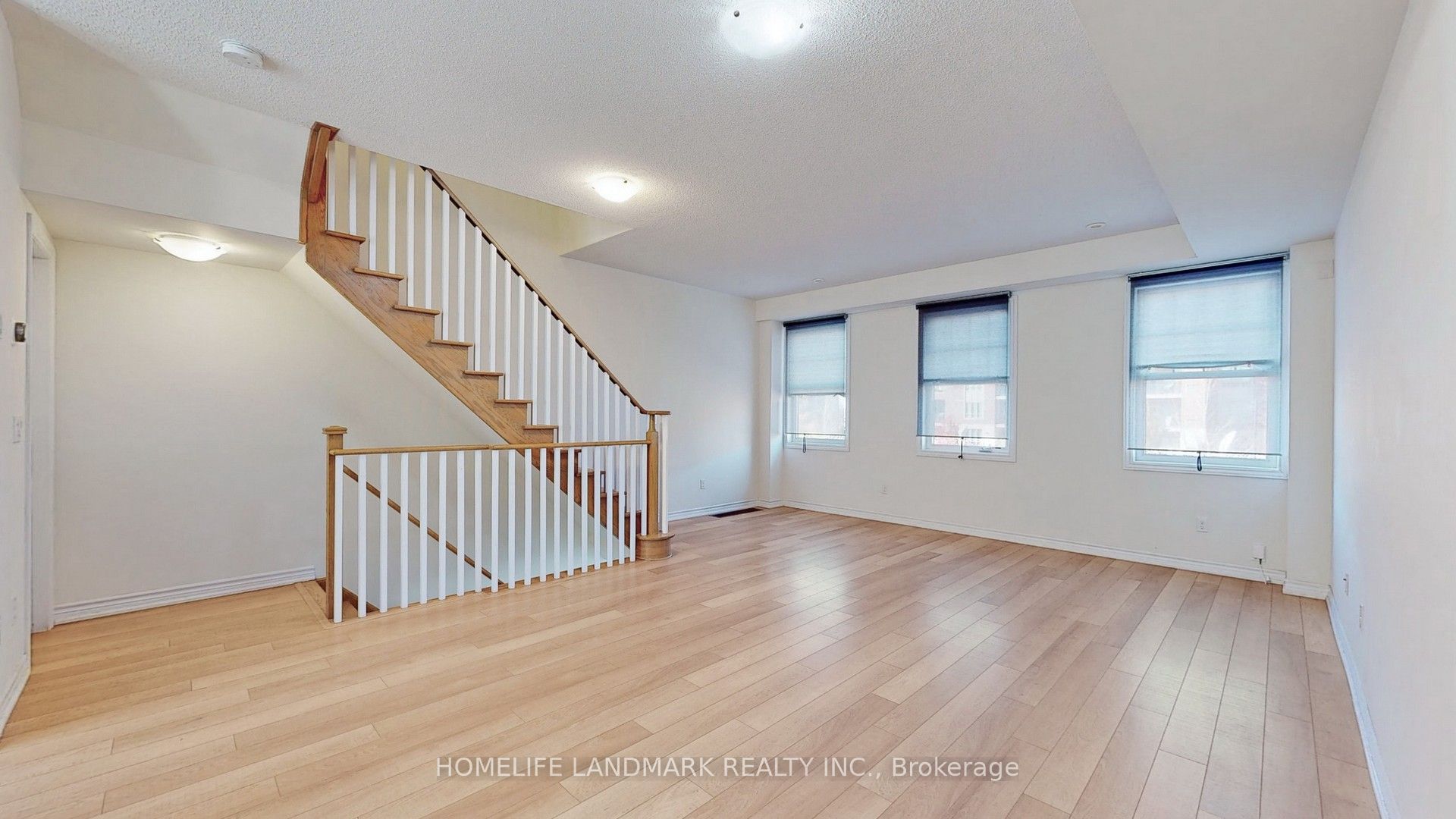 114 Baker Hill Boulevard Property Photo 3