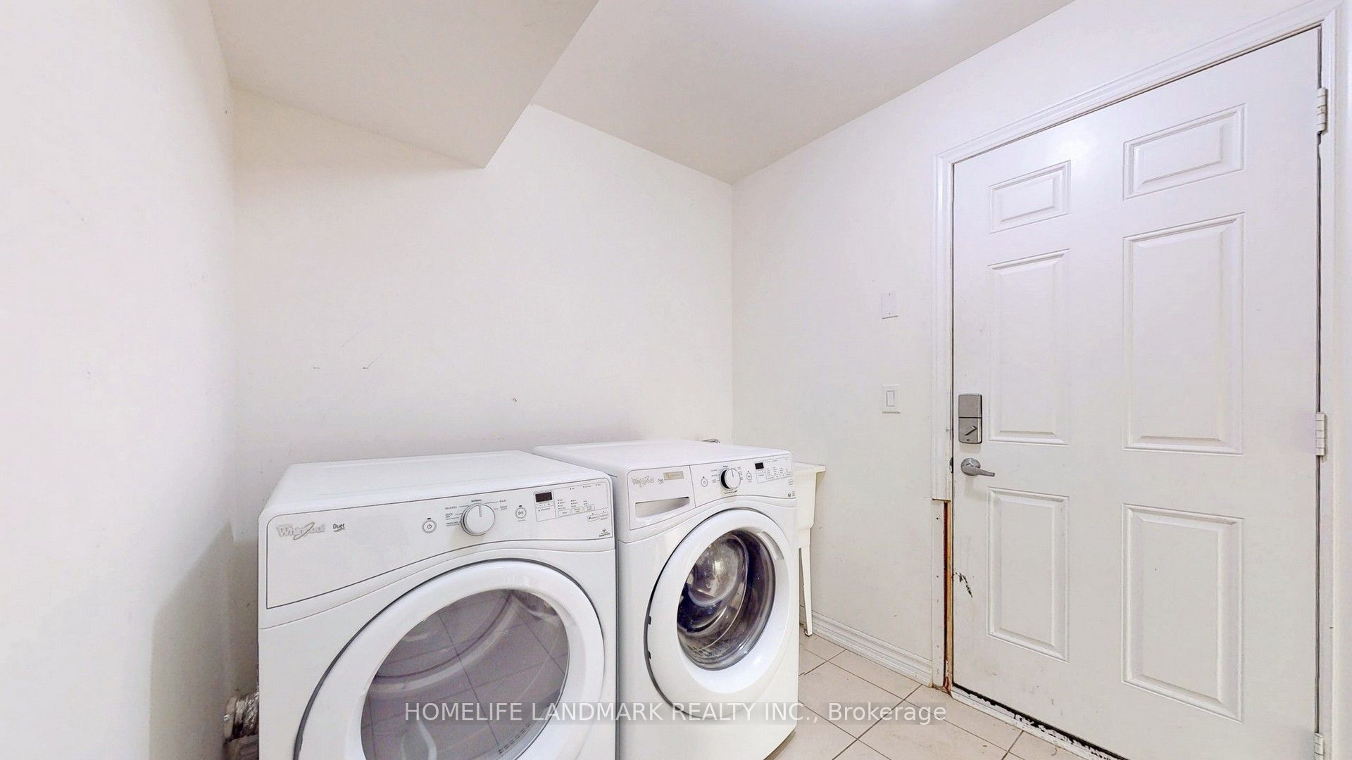 114 Baker Hill Boulevard Property Photo 14