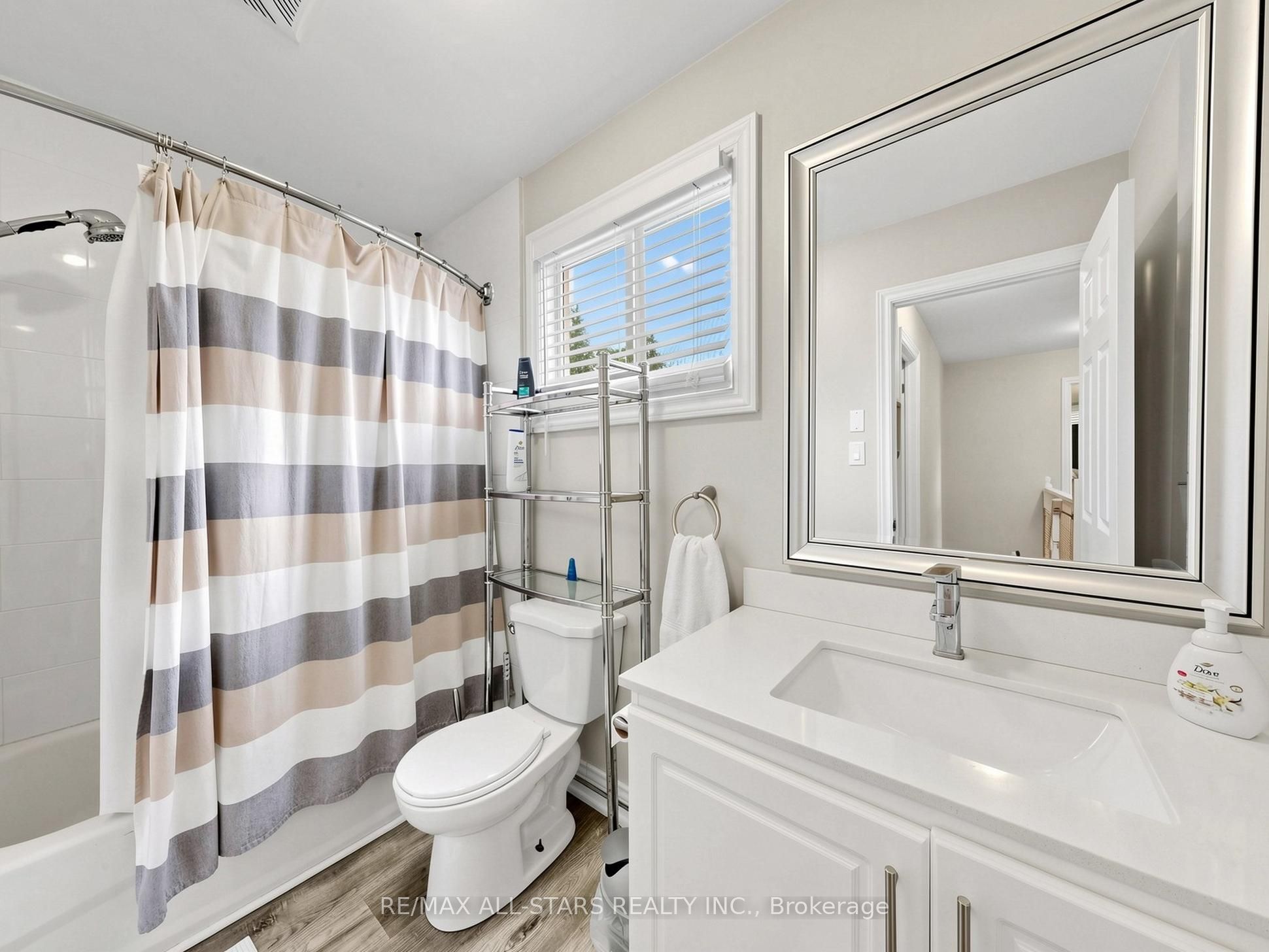374 Adeline Drive Property Photo 27