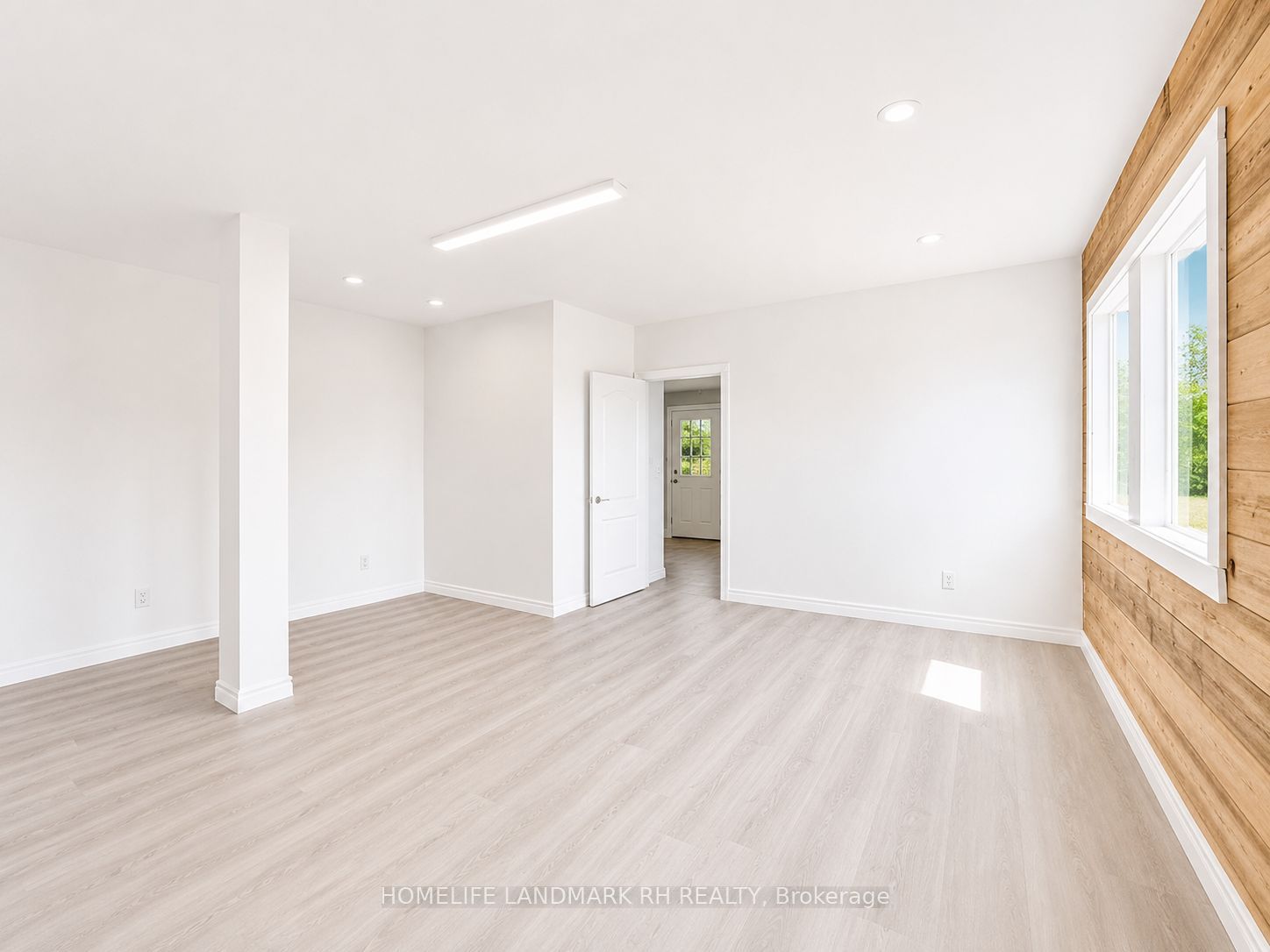 25066 Commodore Road Property Photo 4
