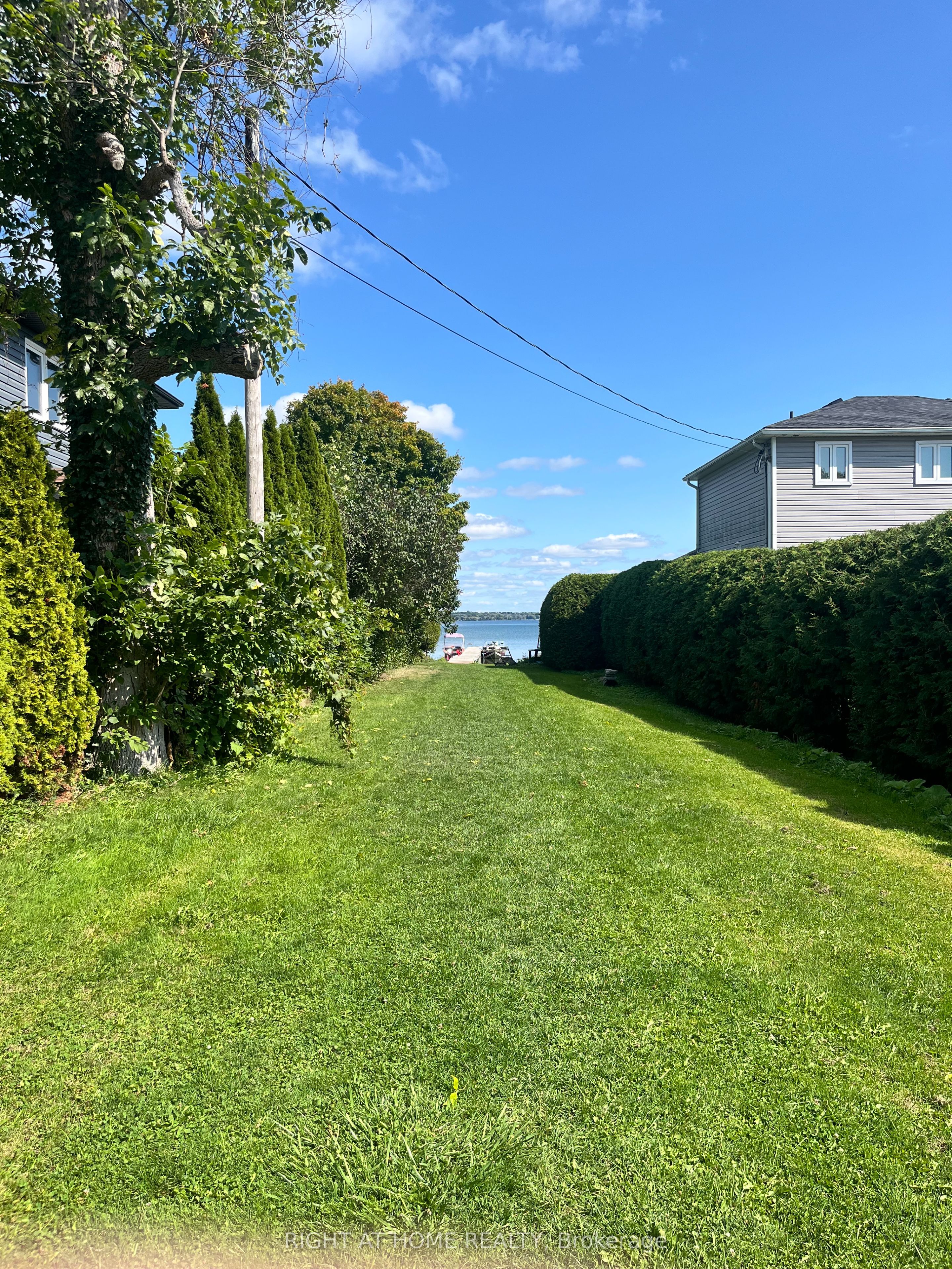 412 Limerick Crescent Property Photo 11