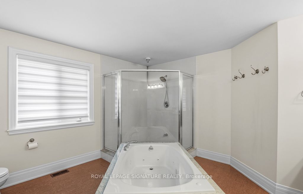 9 William Bowes Boulevard Property Photo 15