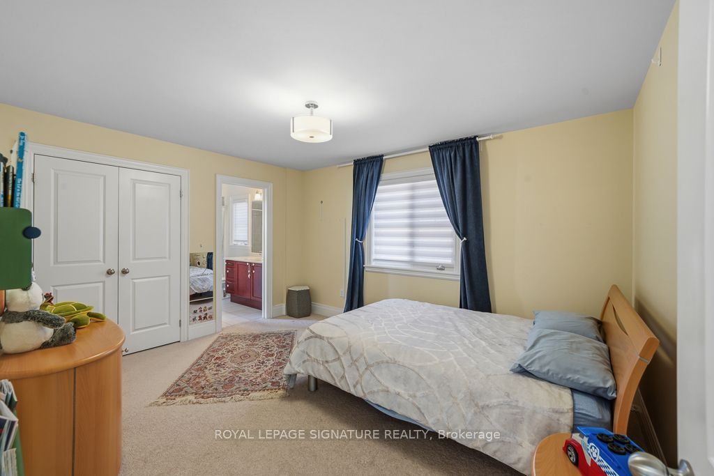 9 William Bowes Boulevard Property Photo 18