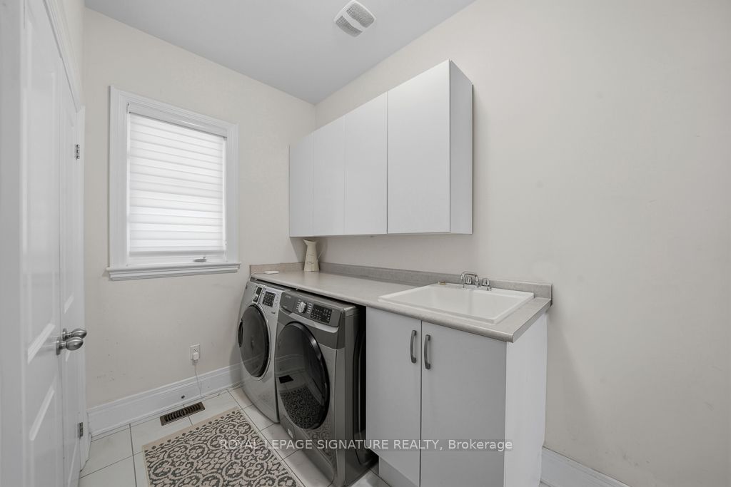 9 William Bowes Boulevard Property Photo 27