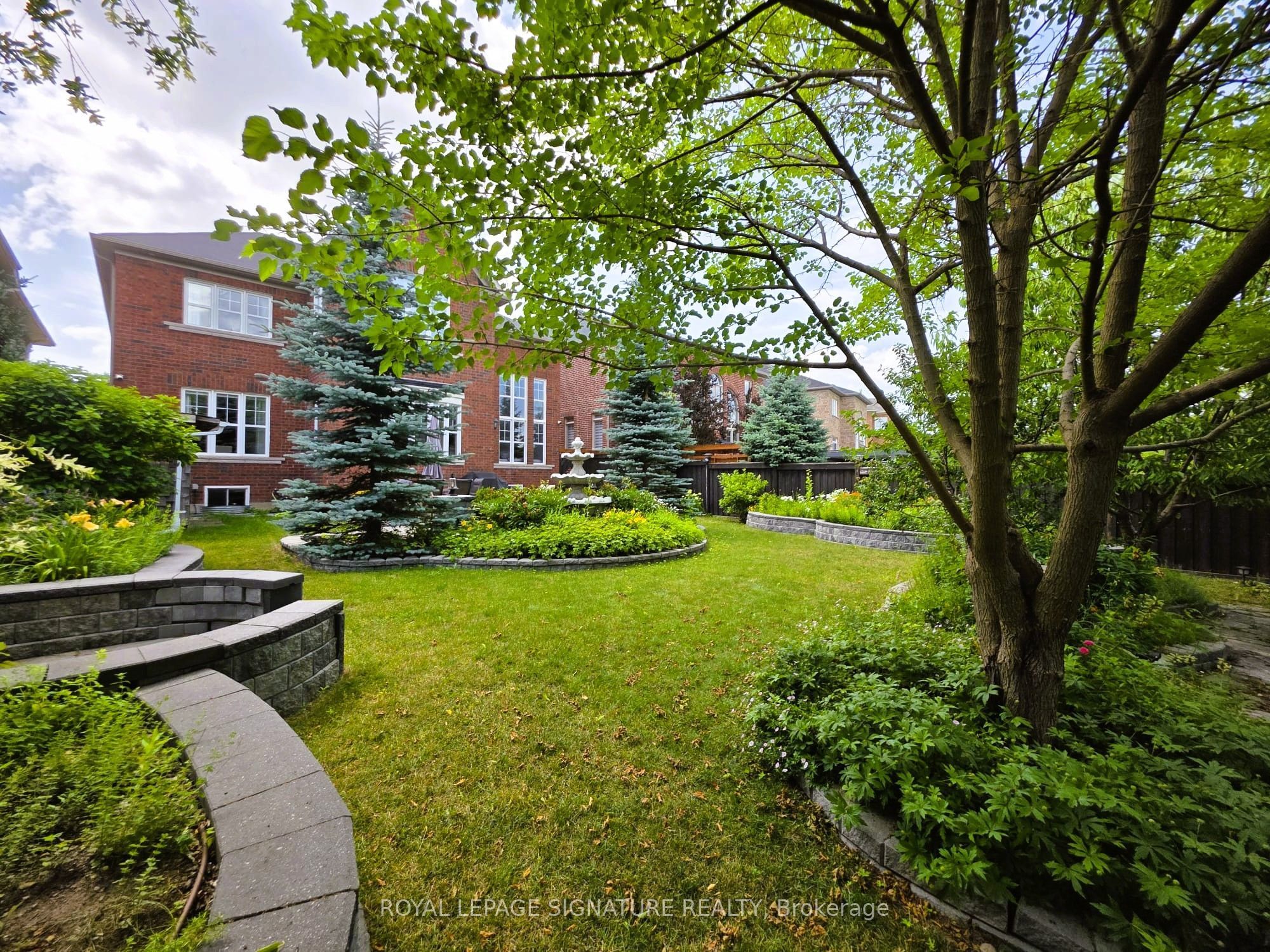 9 William Bowes Boulevard Property Photo 34