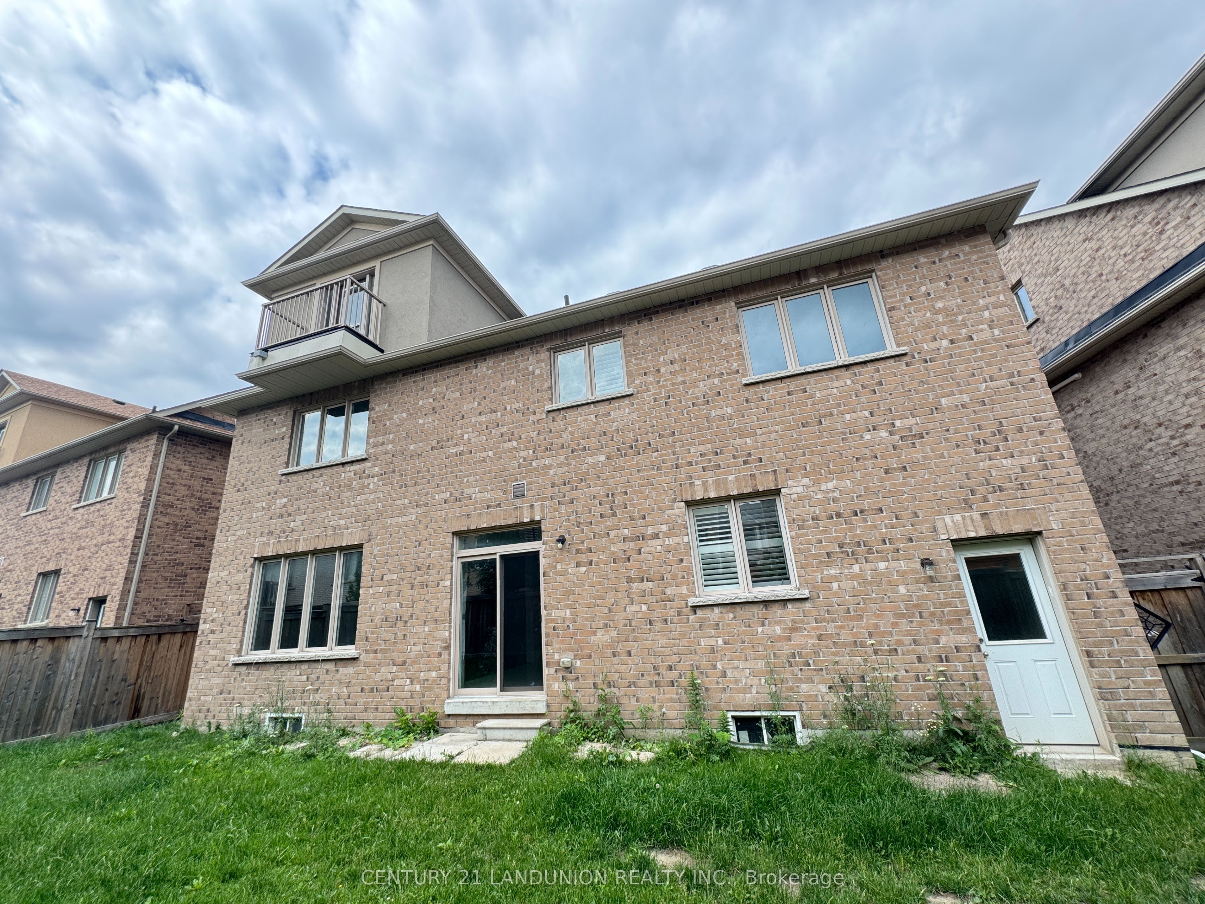 921 Goring Circle Property Photo 26