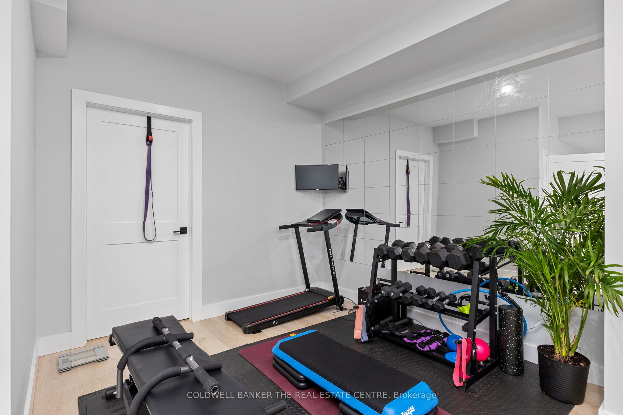11657 Warden Avenue Property Photo 29