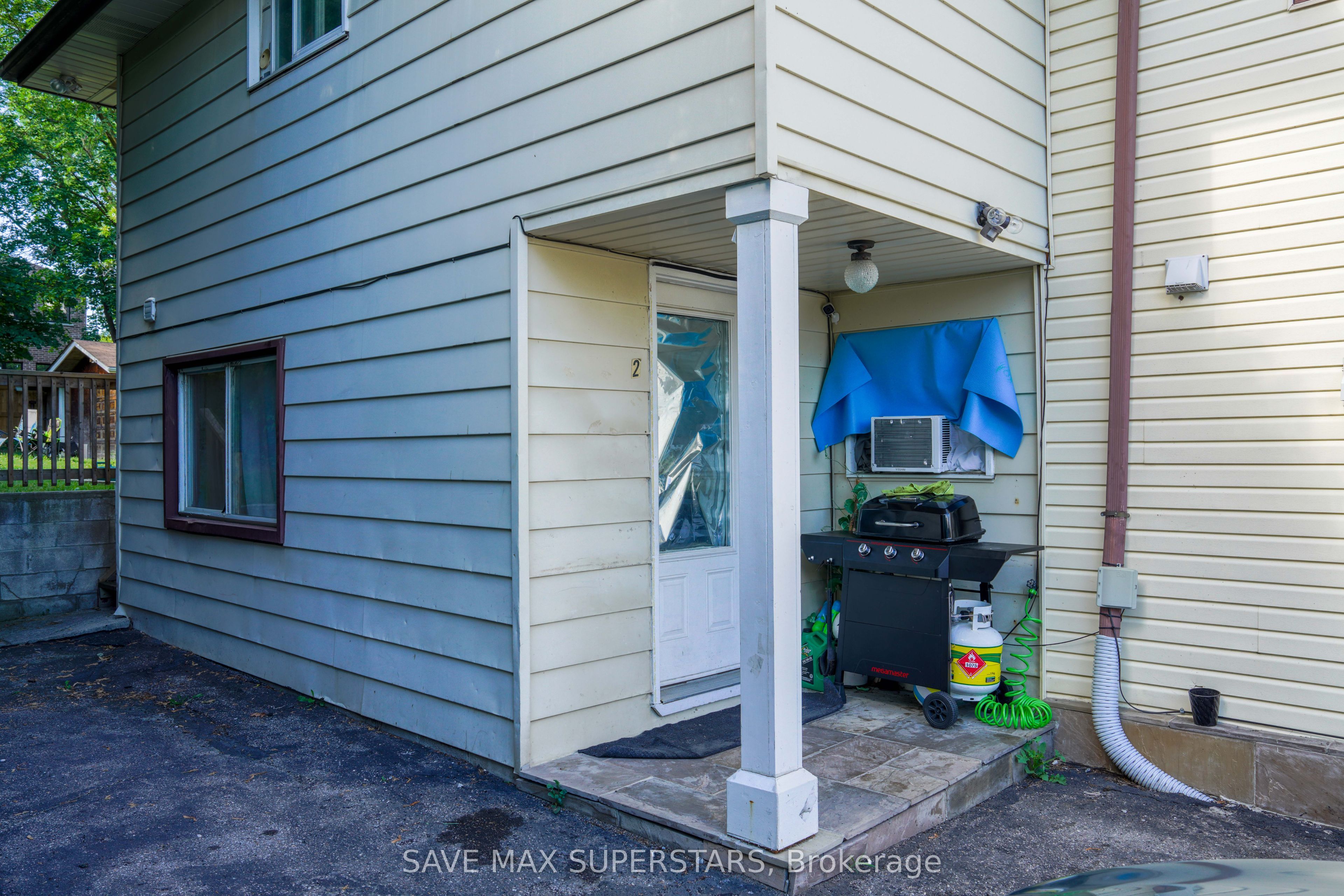93 John Street E Property Photo 19