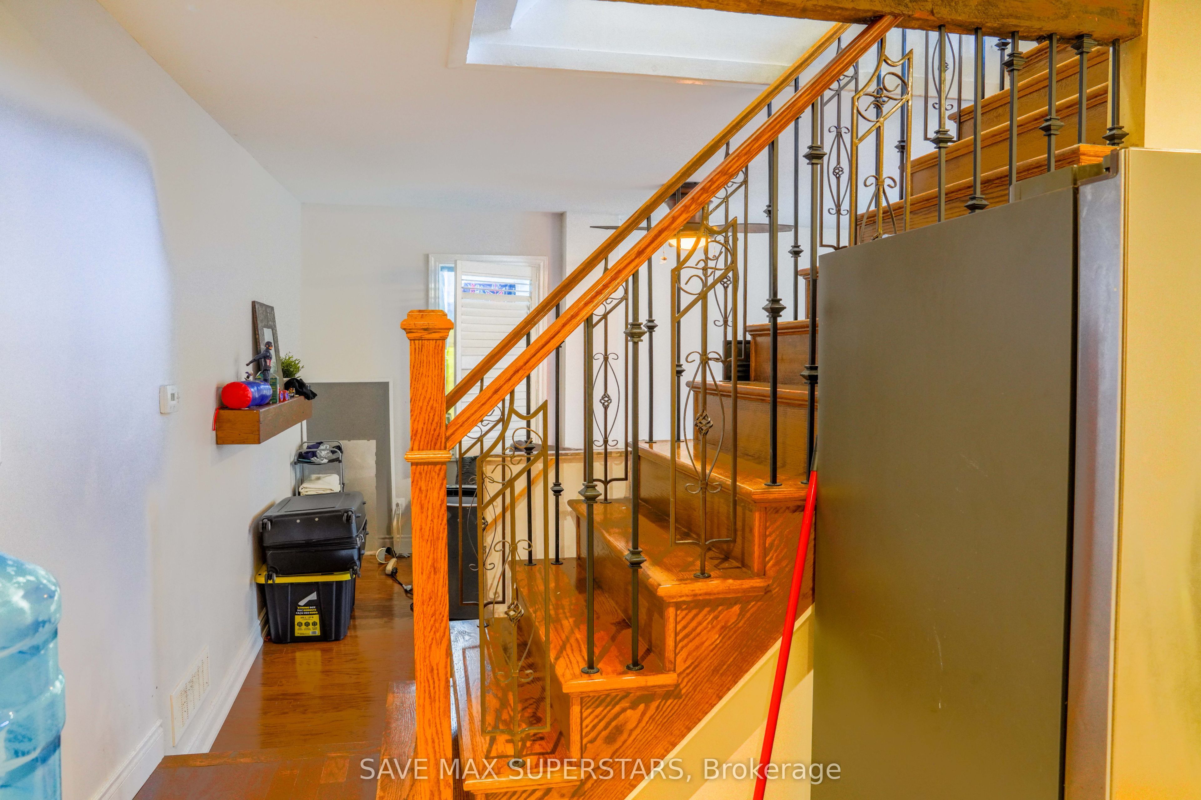 93 John Street E Property Photo 24