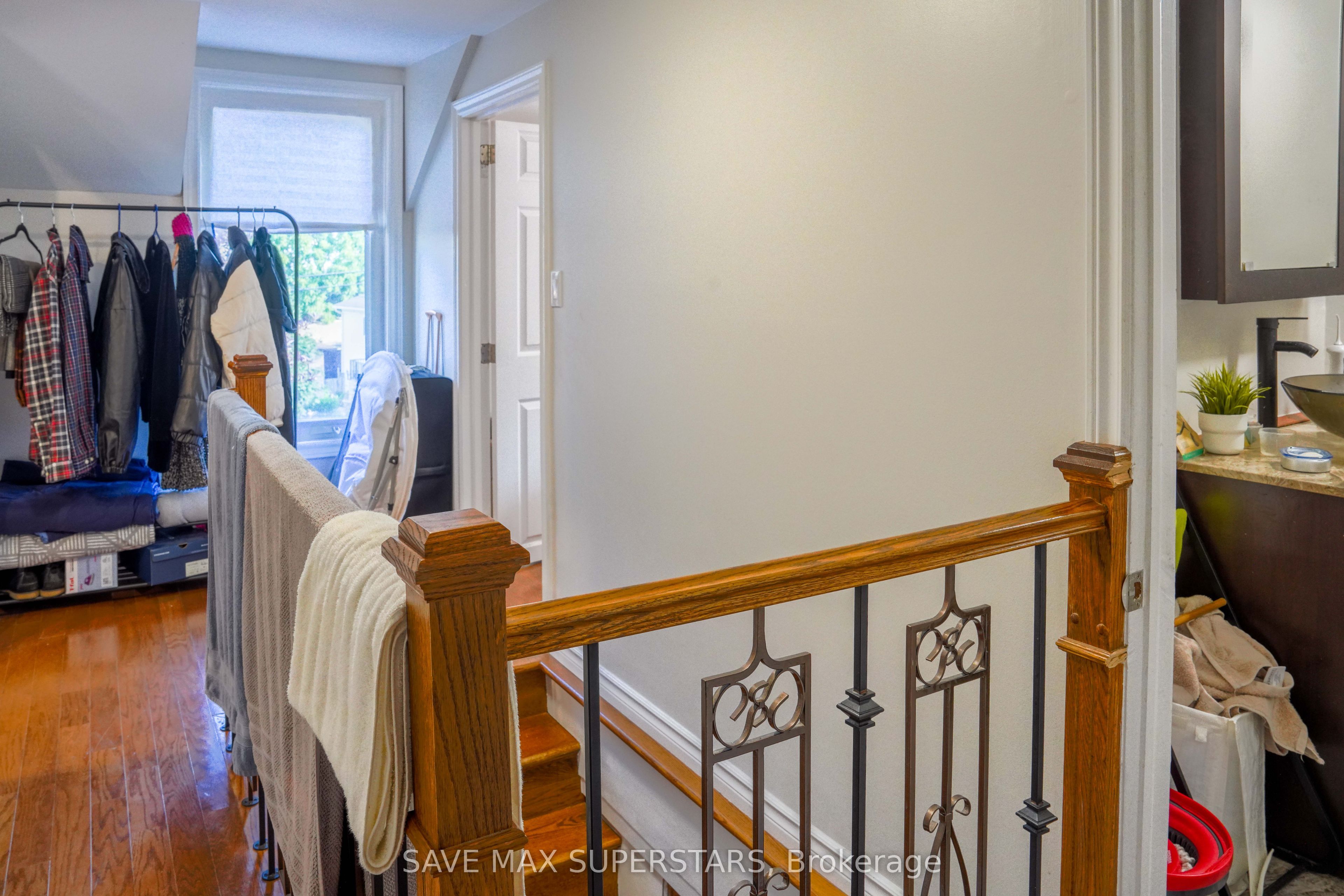 93 John Street E Property Photo 30
