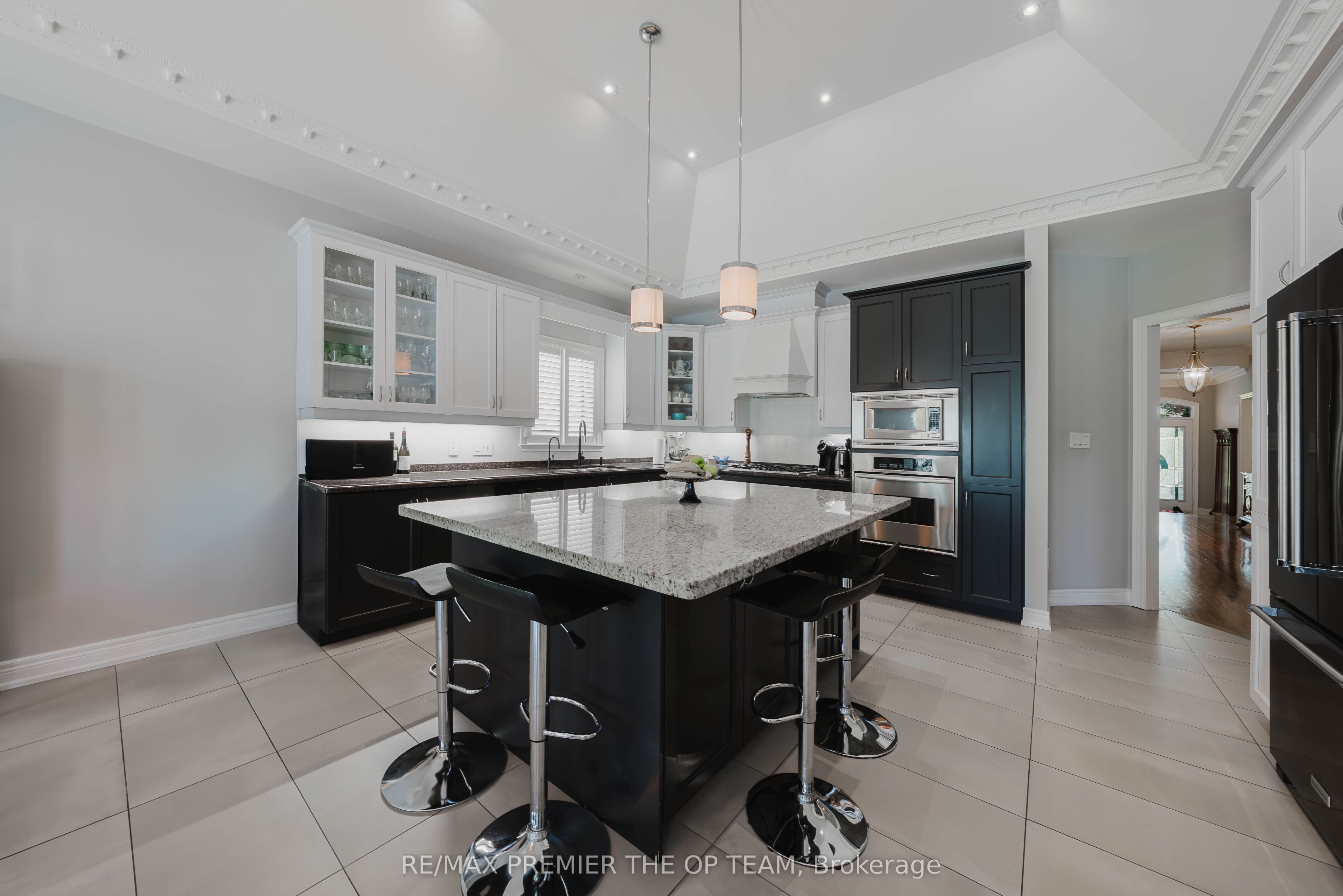 56 Park Ridge Drive Upper Property Photo 15