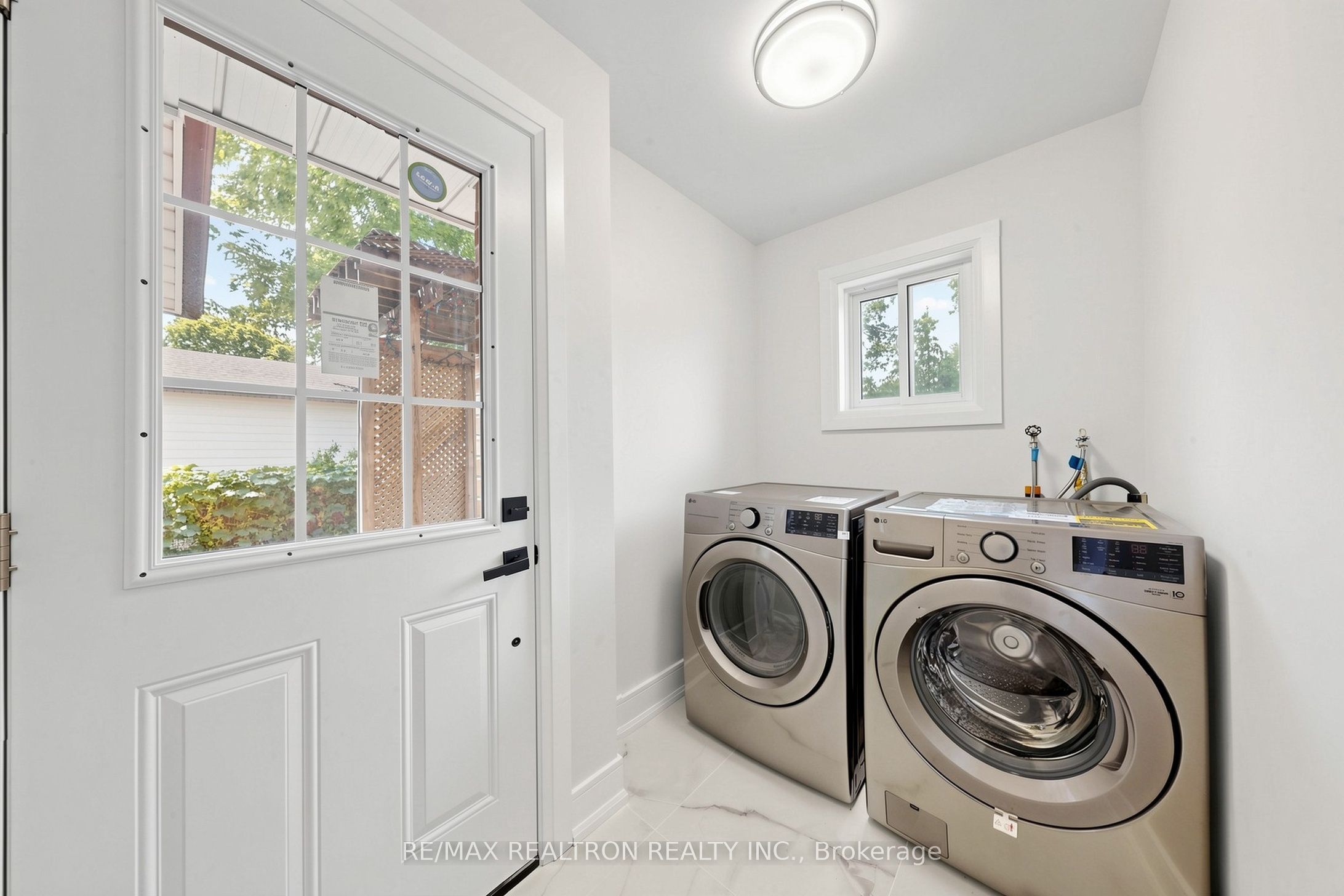 75 Pringle Avenue Property Photo 41