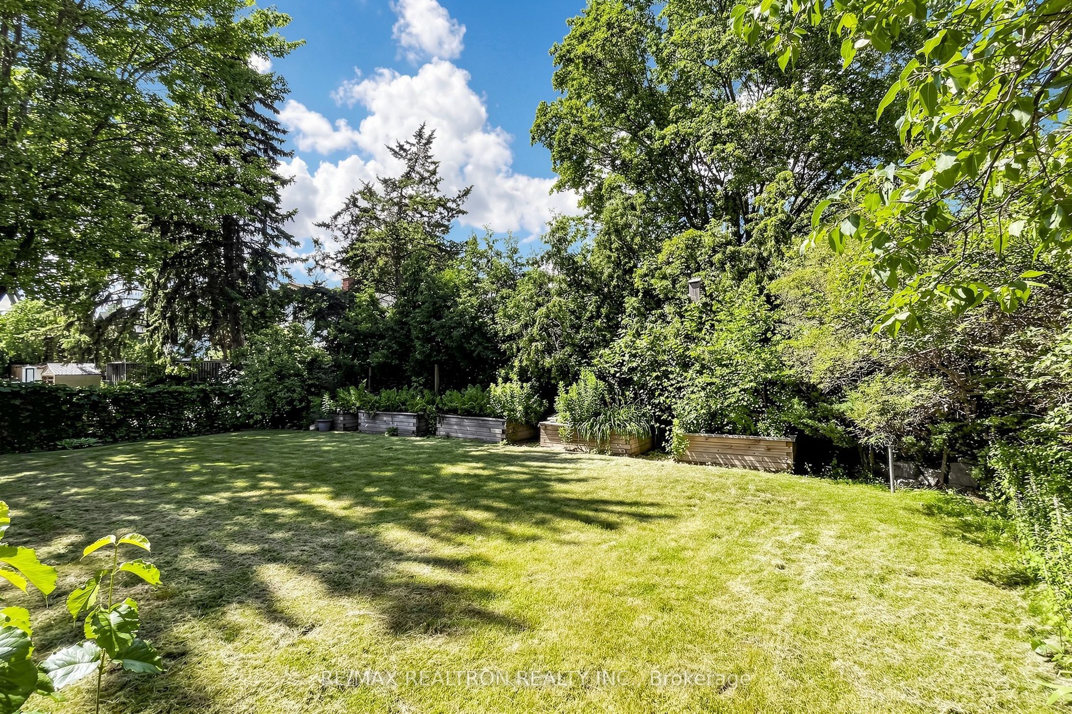 75 Pringle Avenue Property Photo 45