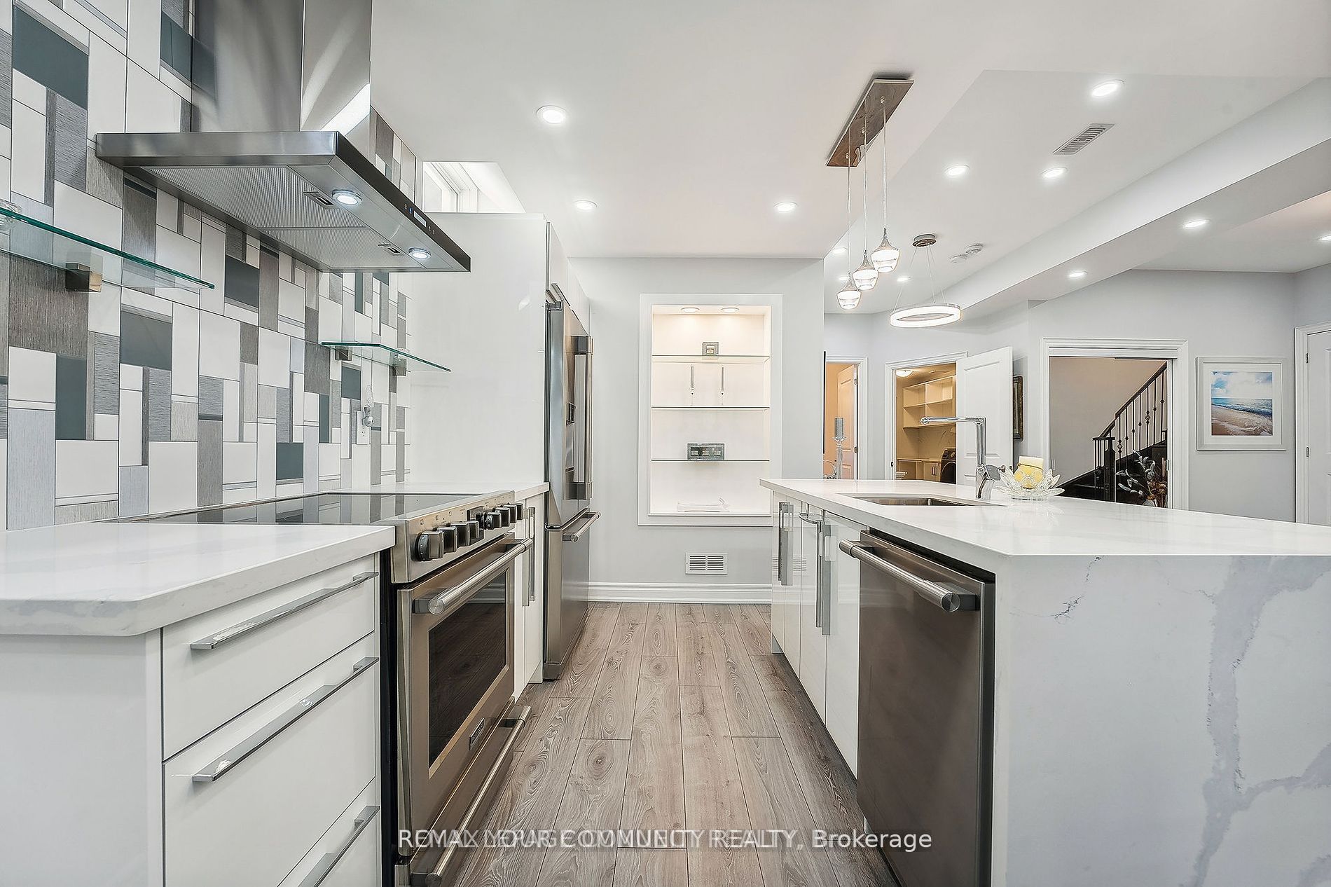 336 Farrell Road Property Photo 17
