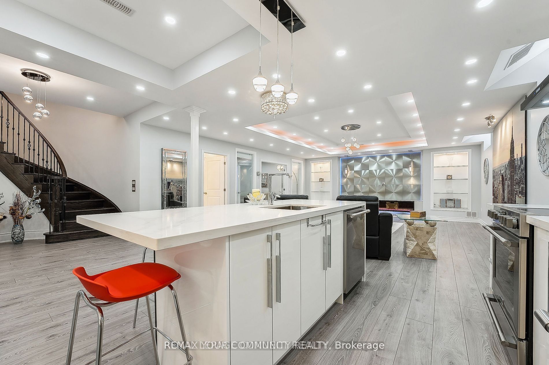 336 Farrell Road Property Photo 18