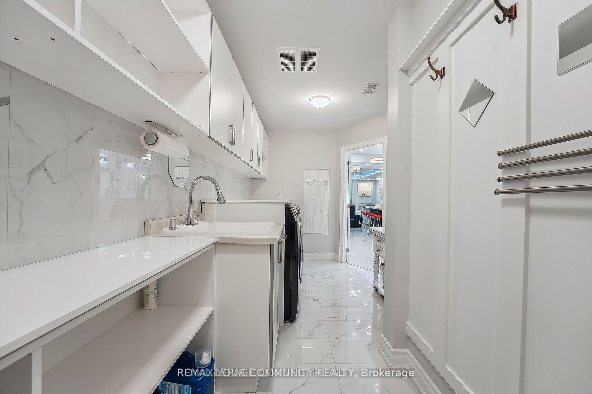 336 Farrell Road Property Photo 22
