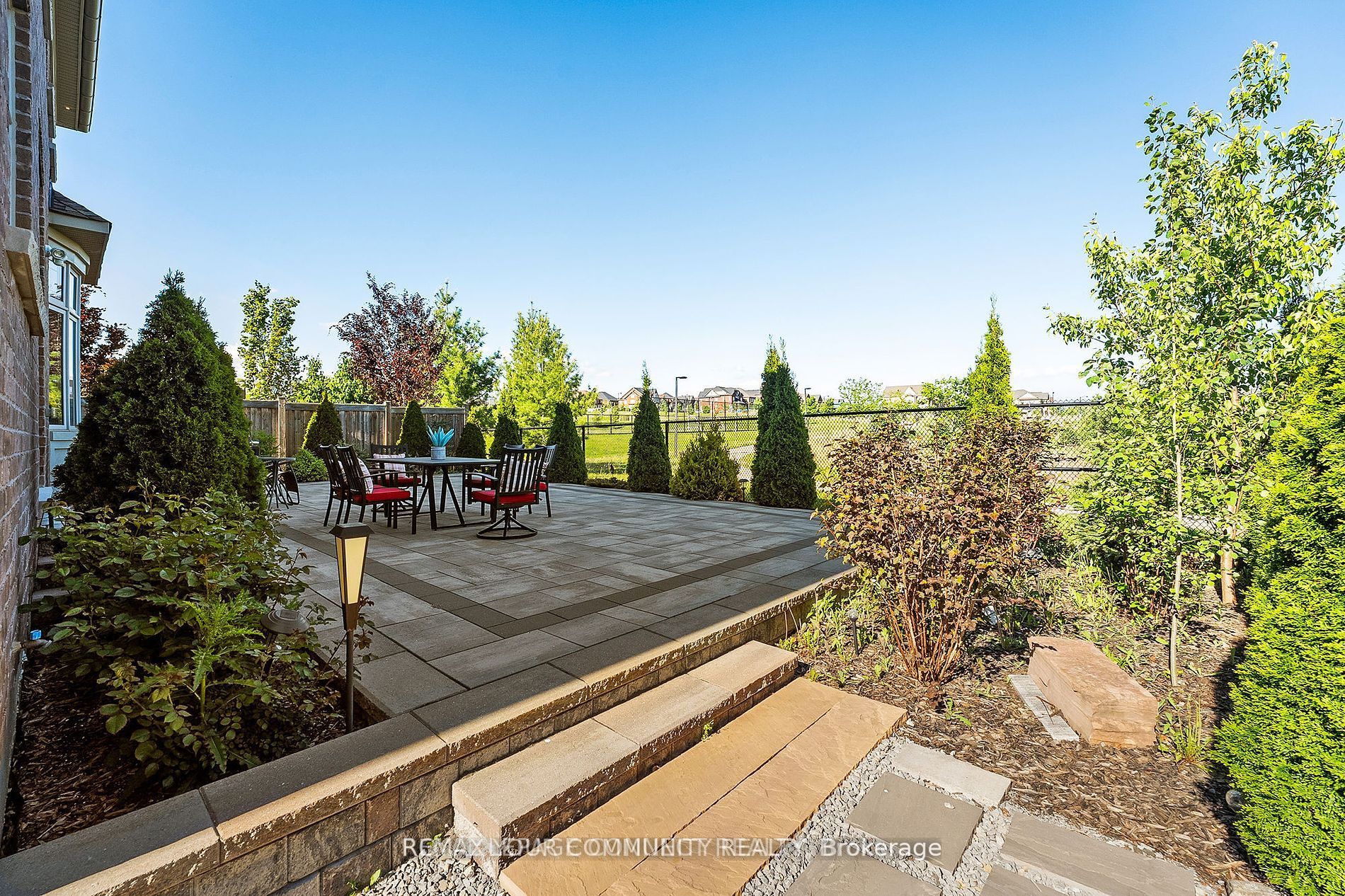 336 Farrell Road Property Photo 32