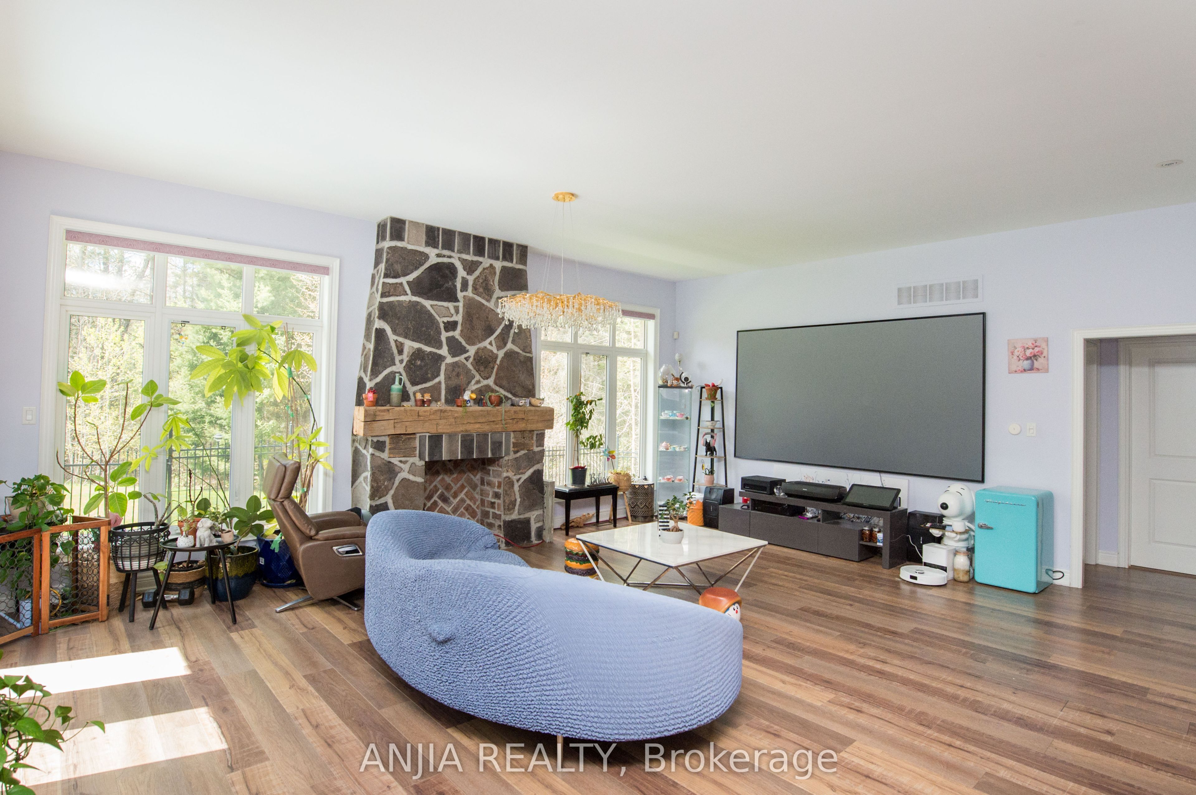 26 Pelosi Way Property Photo 13