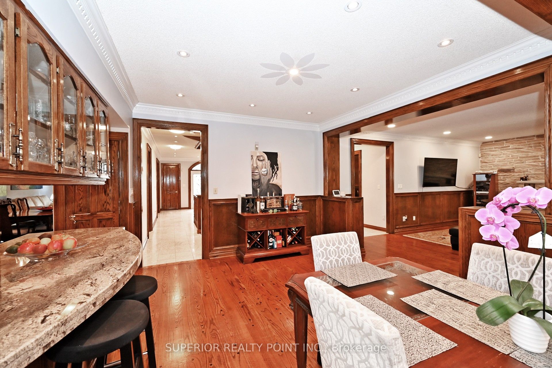 186 Oxford Street Property Photo 15