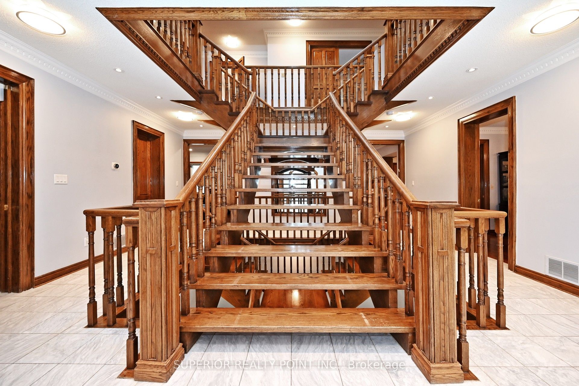 186 Oxford Street Property Photo 20