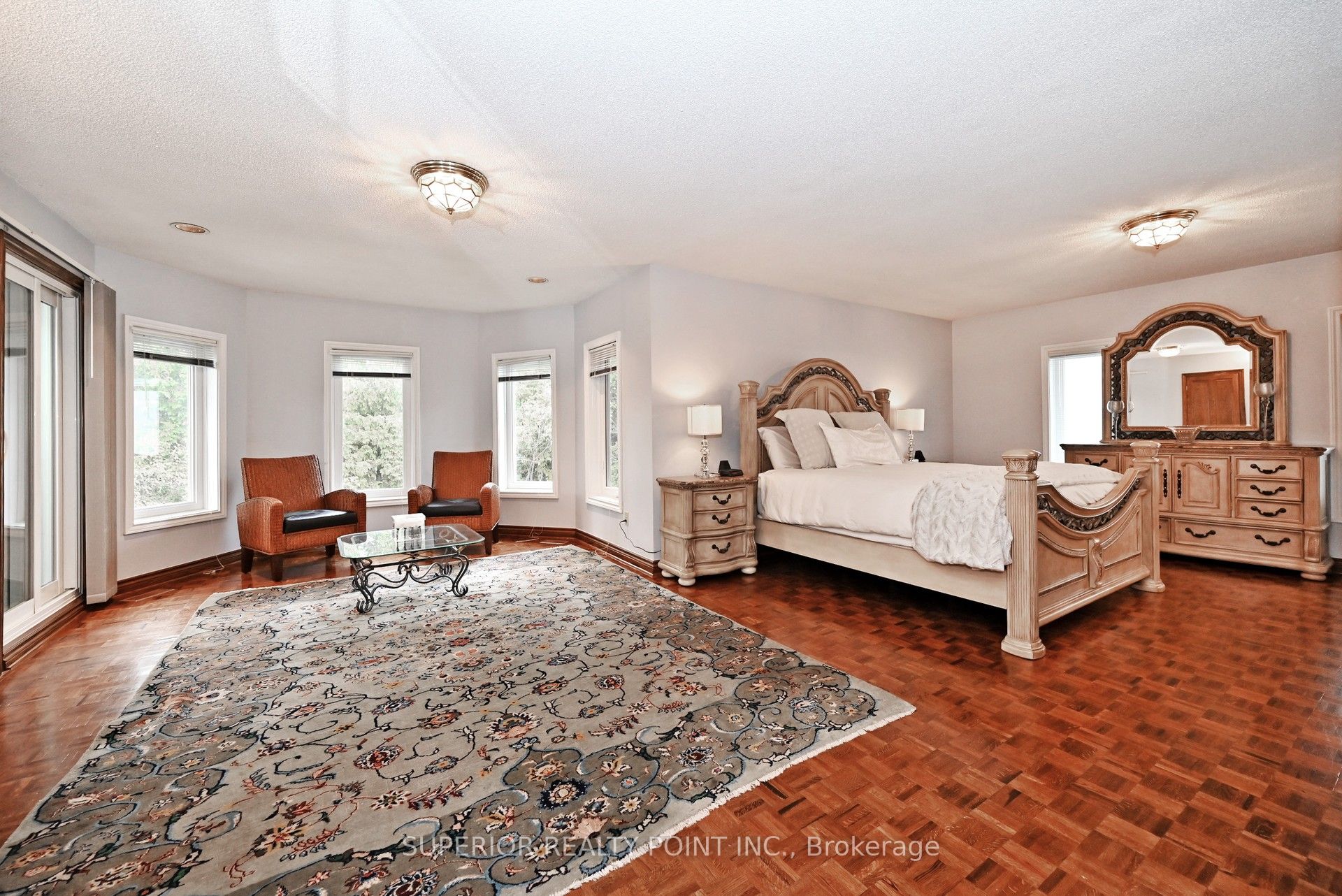 186 Oxford Street Property Photo 24
