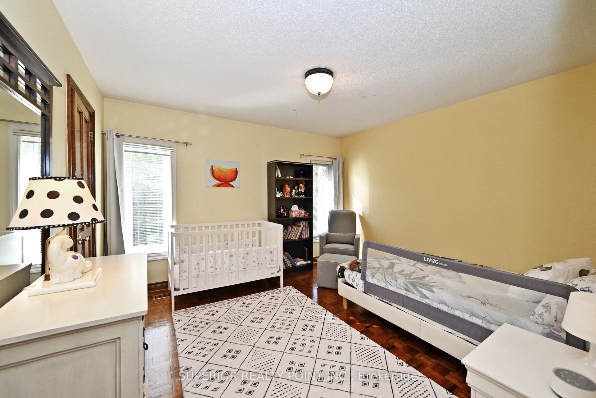186 Oxford Street Property Photo 34
